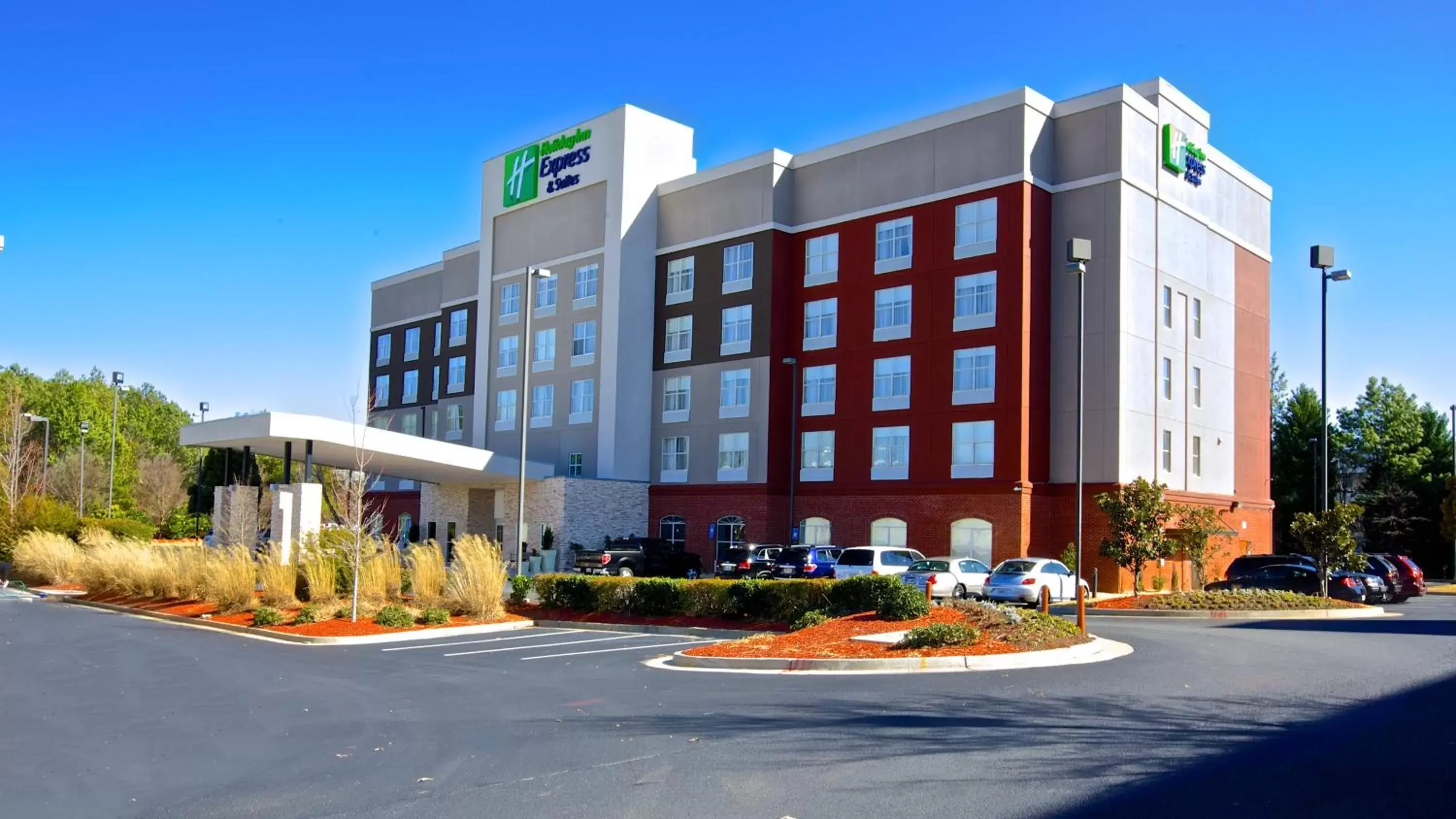 Property Building in Holiday Inn Express & Suites Atlanta NE- Duluth, an IHG Hotel