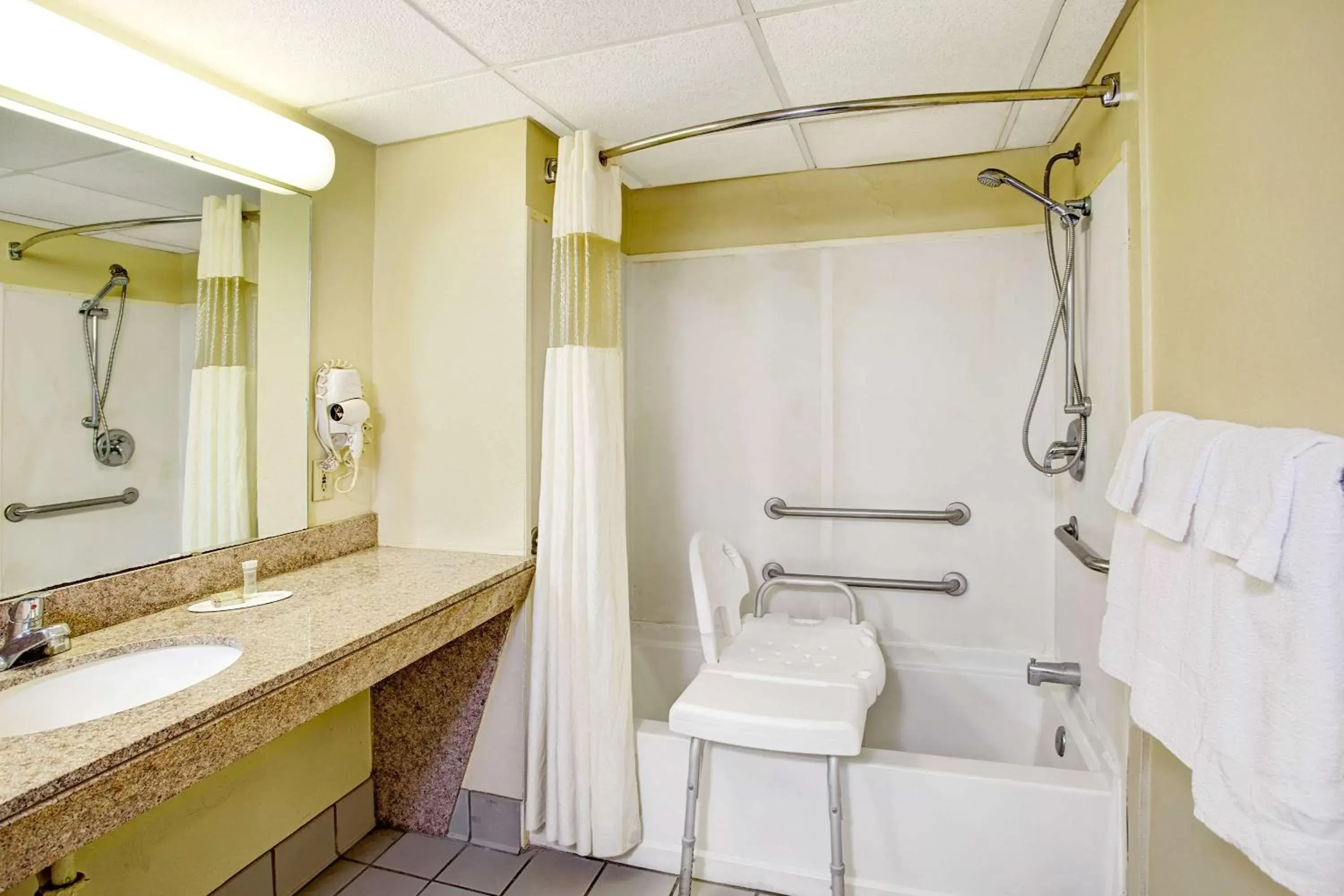 Double Room with Two Double Beds - Mobility Access/Non-Smoking in Super 8 by Wyndham Walterboro