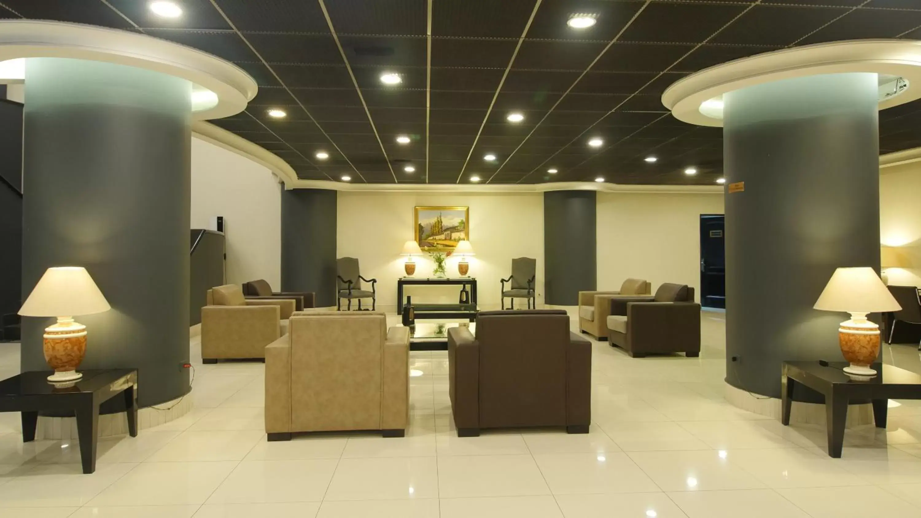 Lobby or reception in Hotel Diego de Almagro Santiago Centro