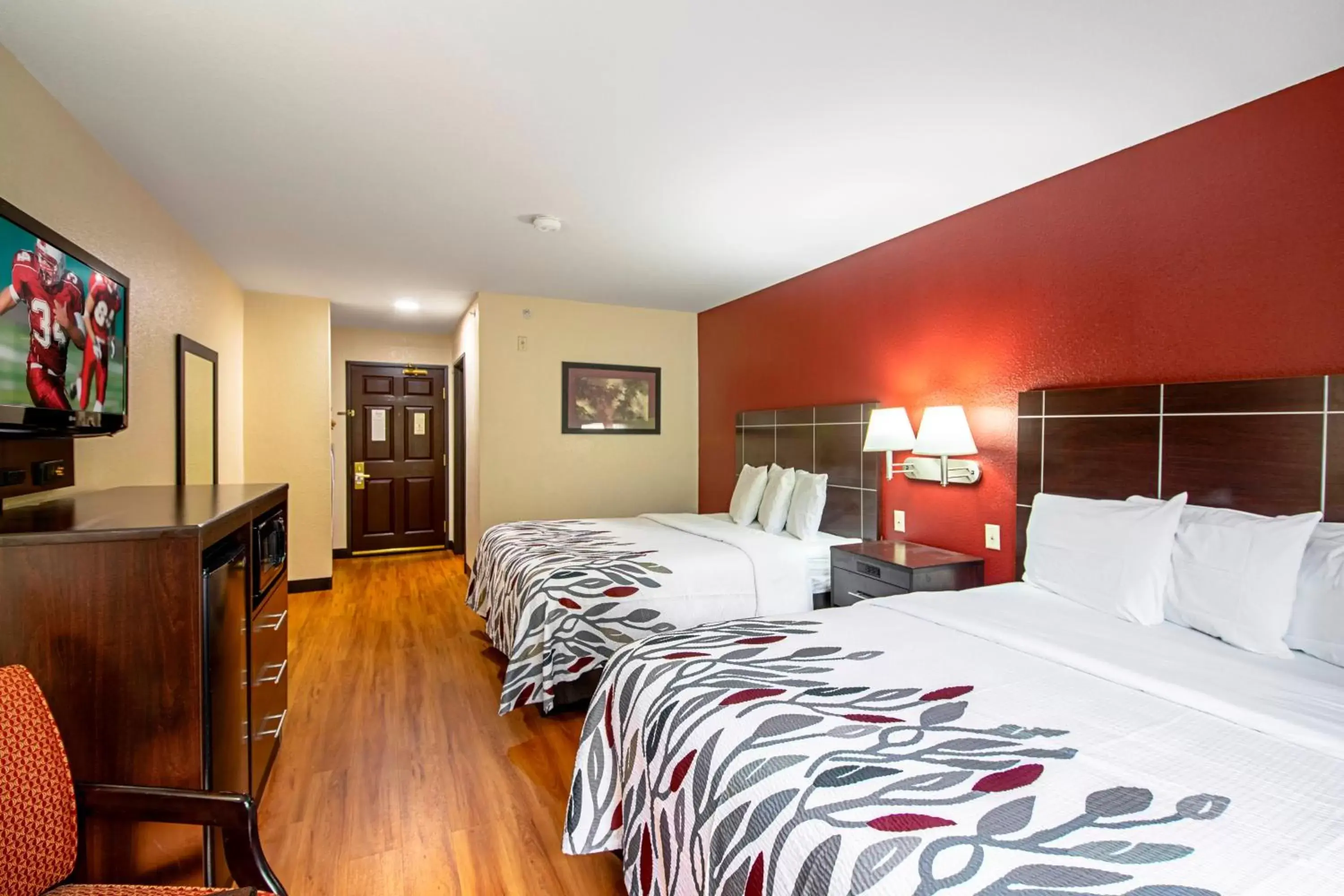 Deluxe Room with Two Queen Beds Disability Access Non-Smoking in Red Roof Inn San Marcos Deluxe Room with Two Queen Beds Disability Access Non-Smoking in Red Roof Inn San Marcos