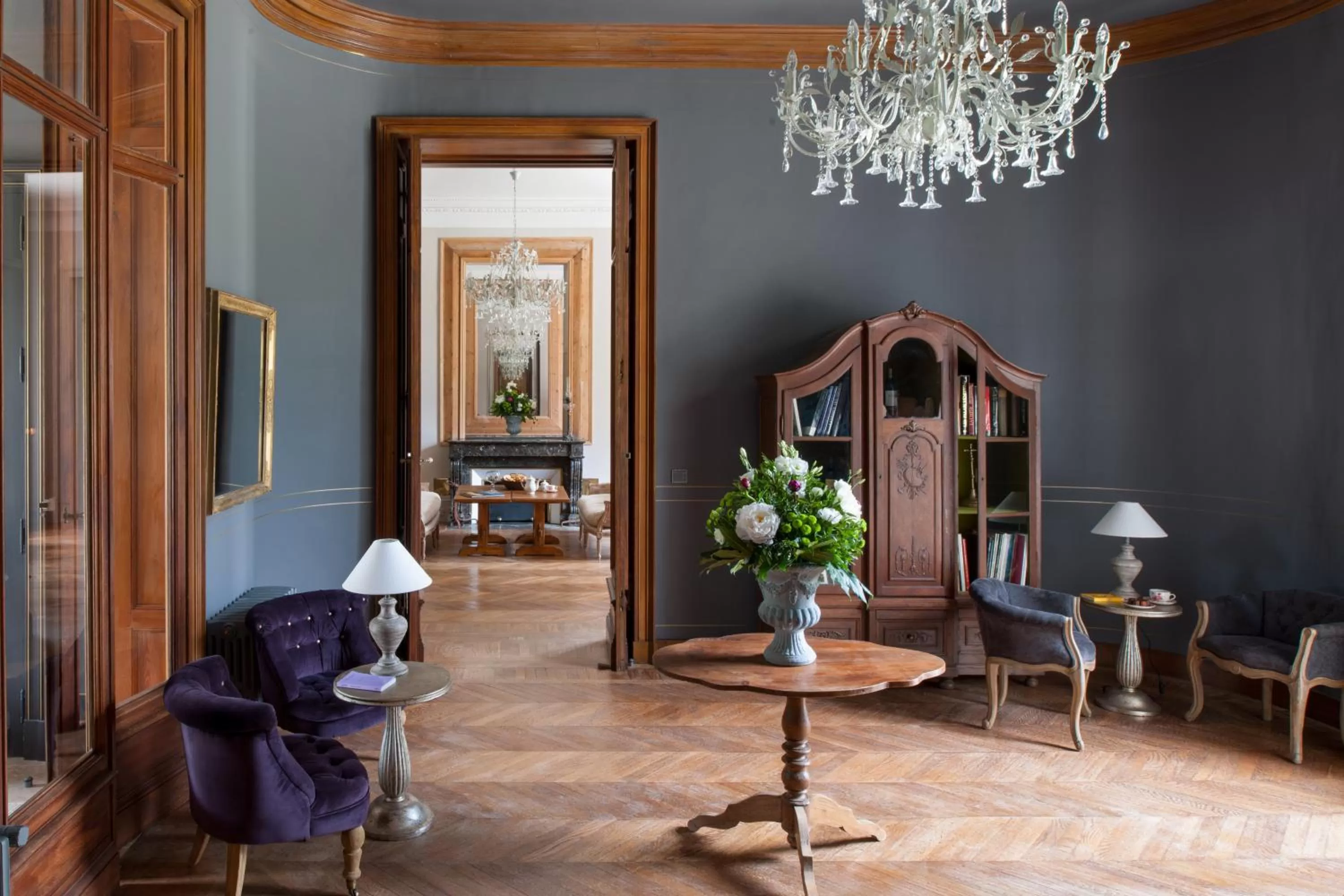 Communal lounge/ TV room in Les Sources de Caudalie