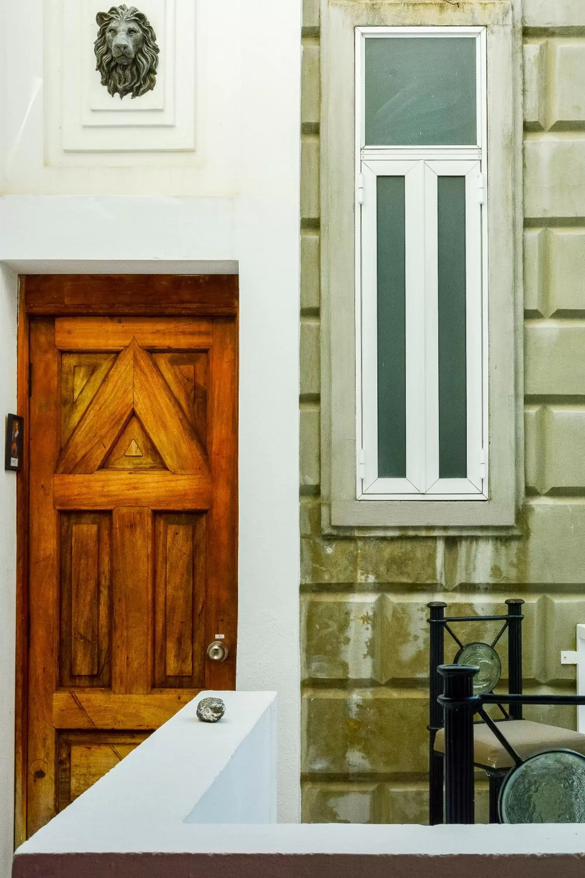 Facade/entrance in Garlands Del Rio