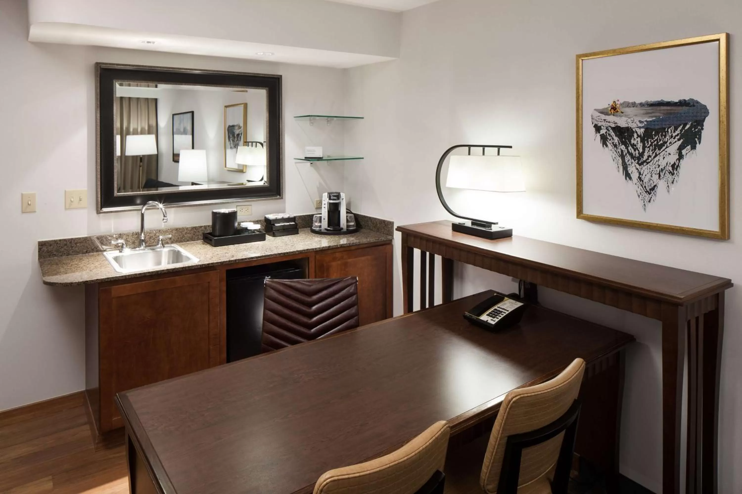 Kitchen or kitchenette in Embassy Suites Anchorage