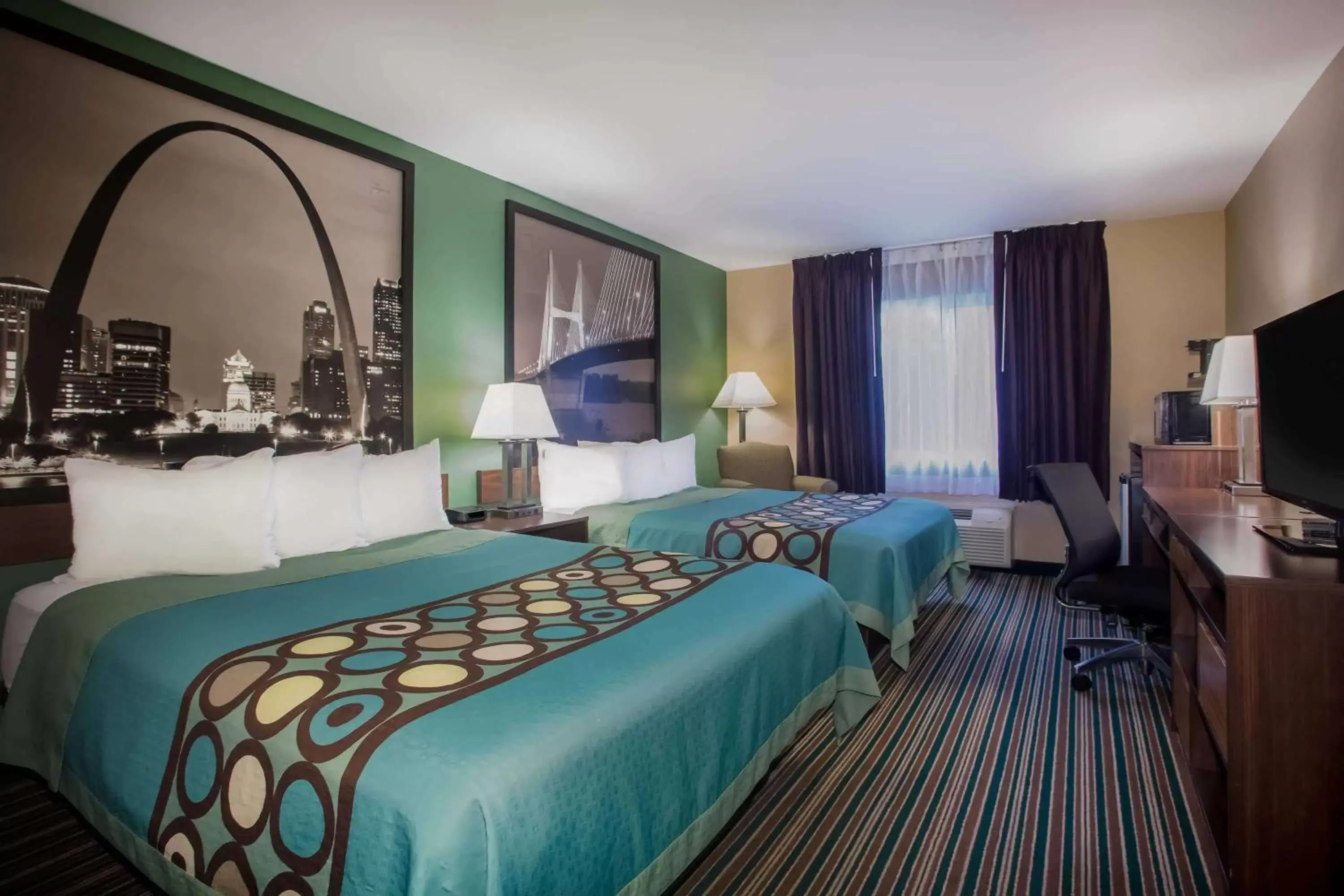 Photo of the whole room, Bed in Super 8 by Wyndham Union Photo of the whole room, Bed in Super 8 by Wyndham Union