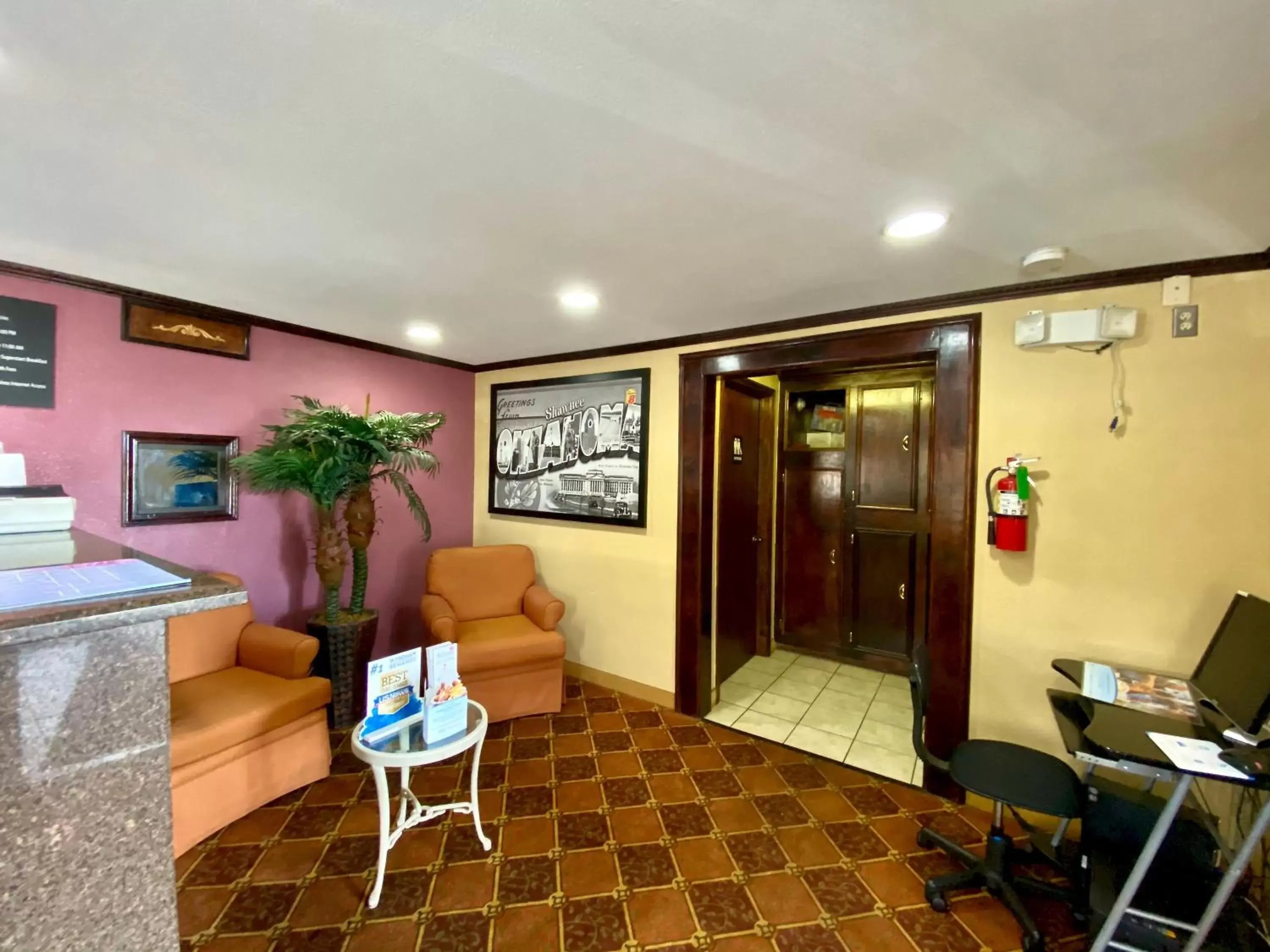 Lobby or reception in Super 8 by Wyndham Shawnee Lobby or reception in Super 8 by Wyndham Shawnee