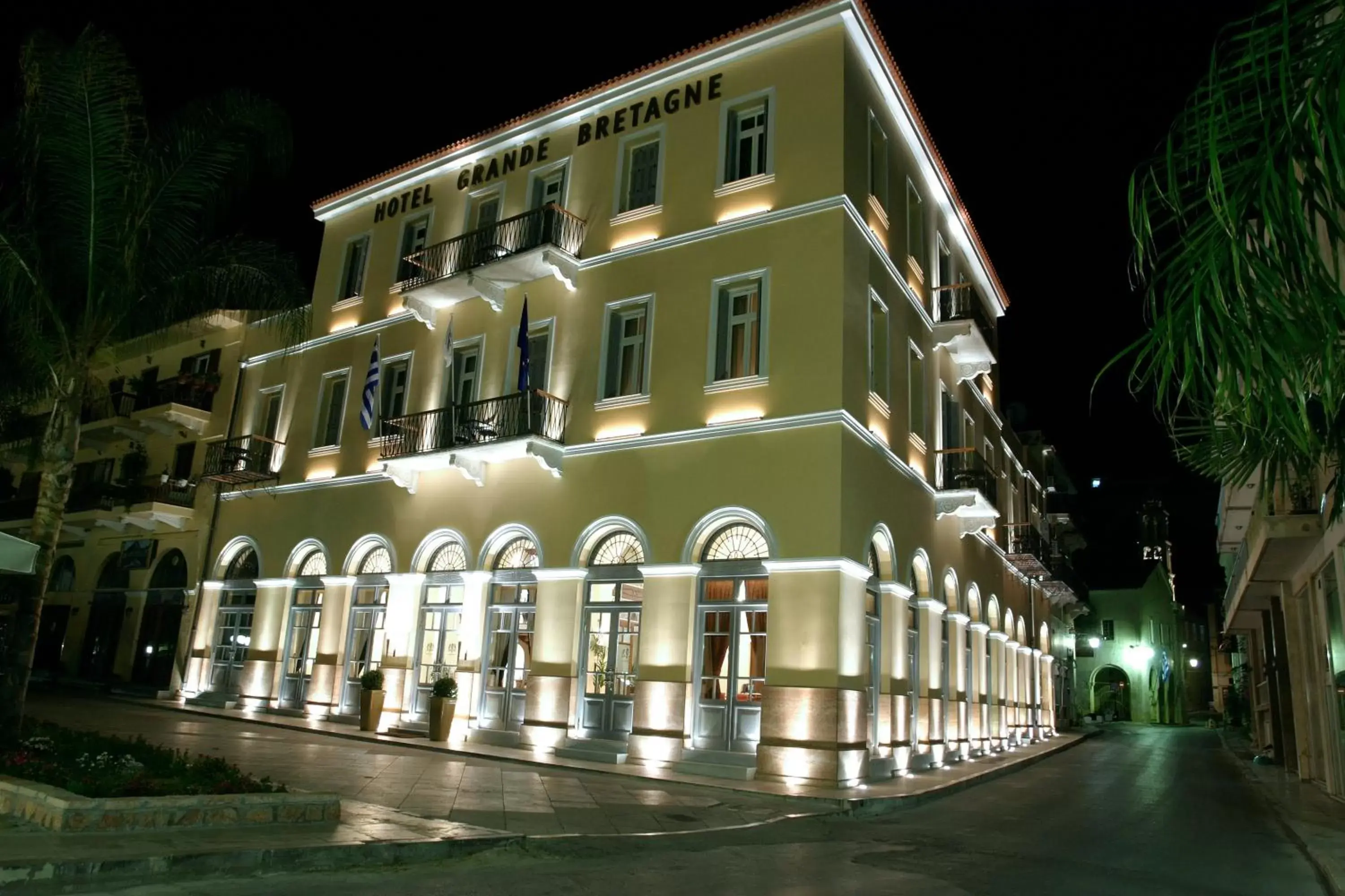 Facade/entrance, Property Building in Grande Bretagne - Nafplio