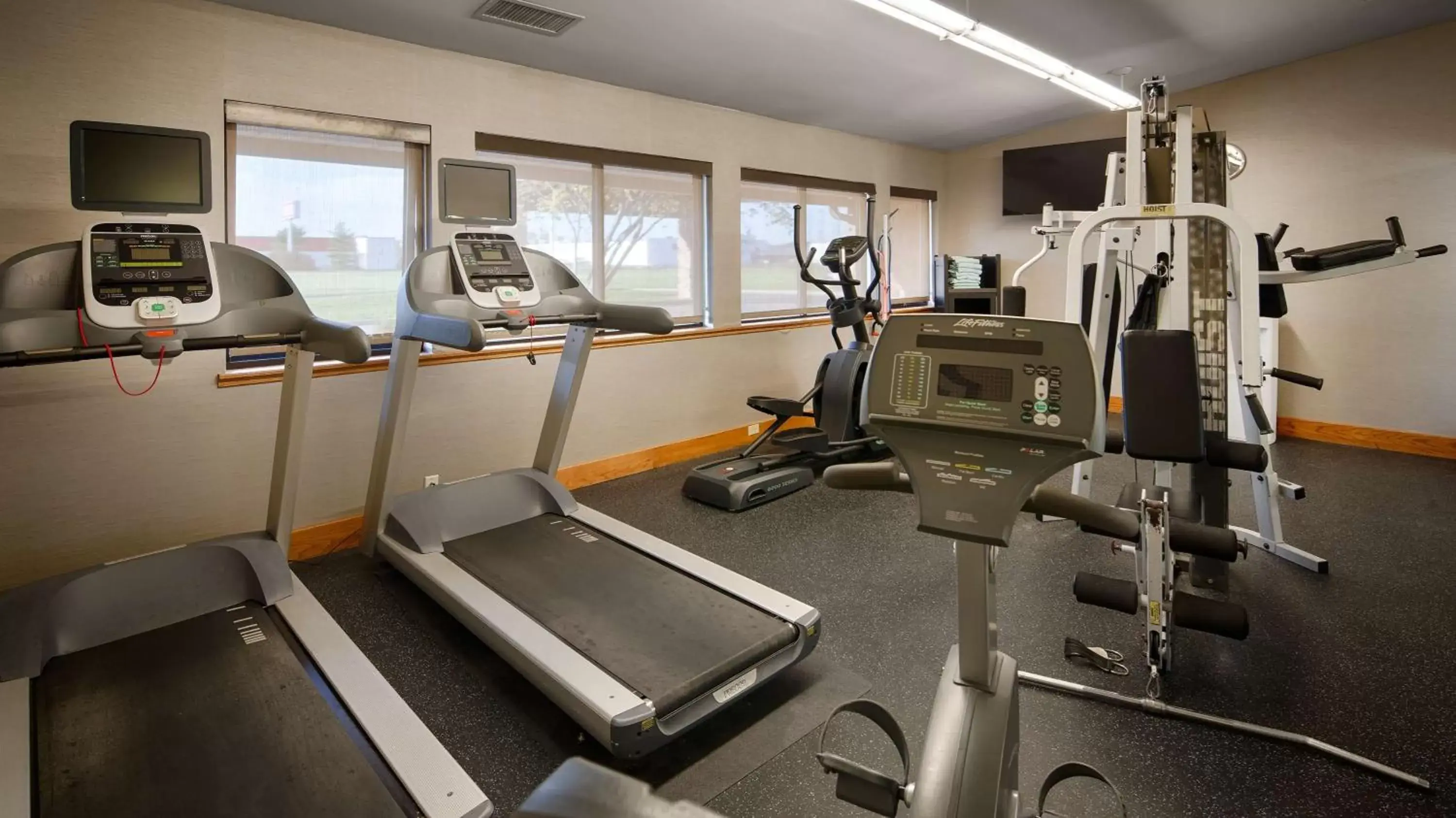Fitness centre/facilities in Best Western Benton Harbor – St. Joseph