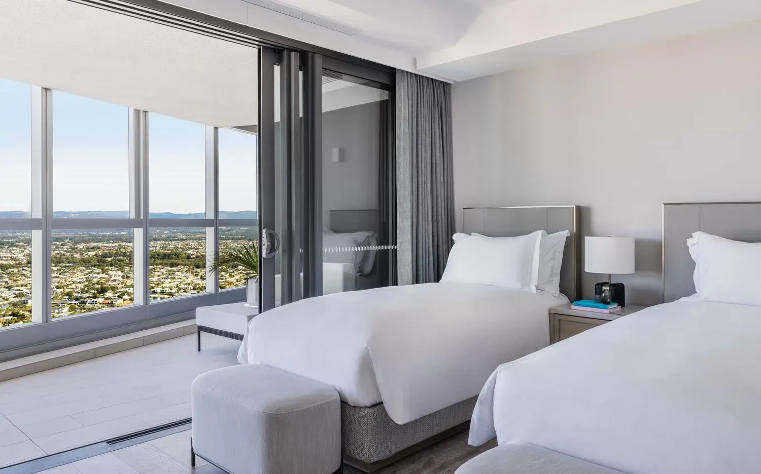 Bed in The Langham, Gold Coast and Jewel Residences