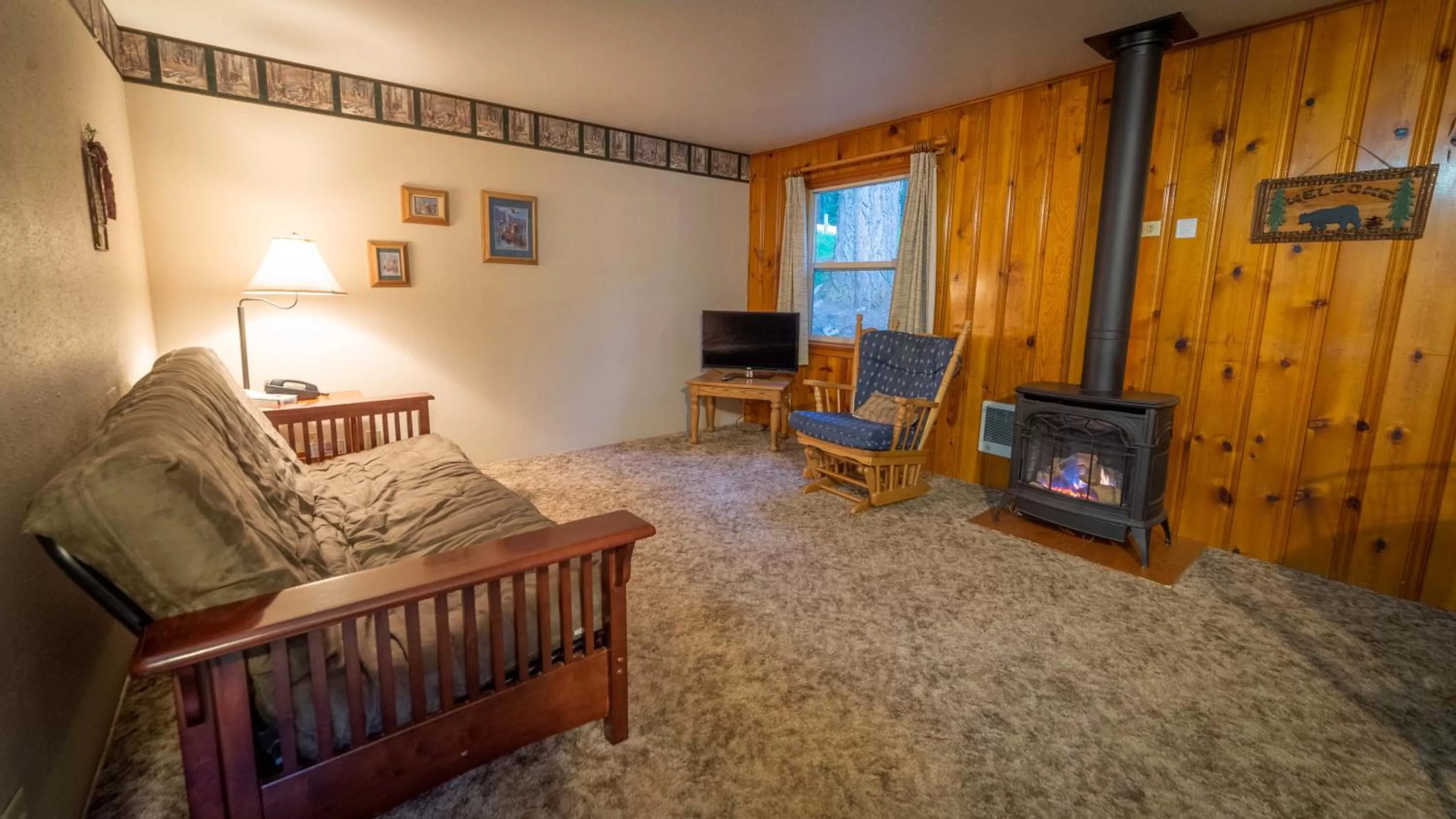 One-Bedroom Cottage in Eagle Cap Chalets