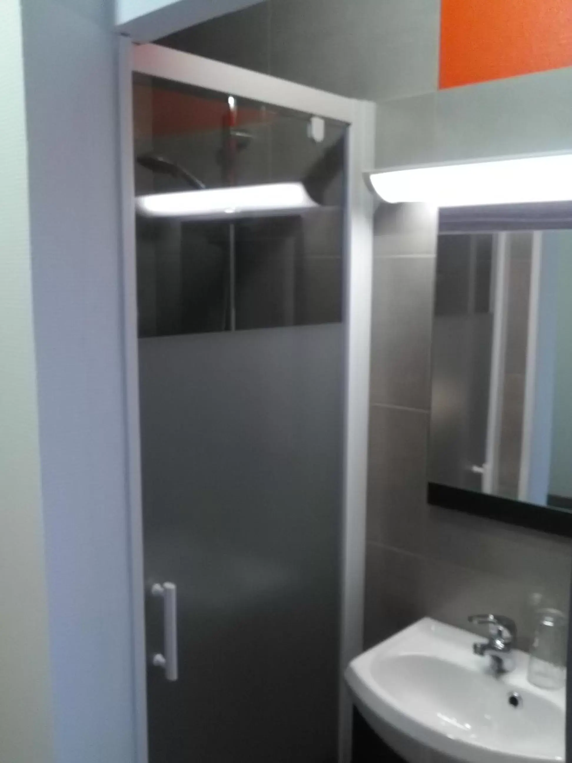 Bathroom in L Etoile d'Argent