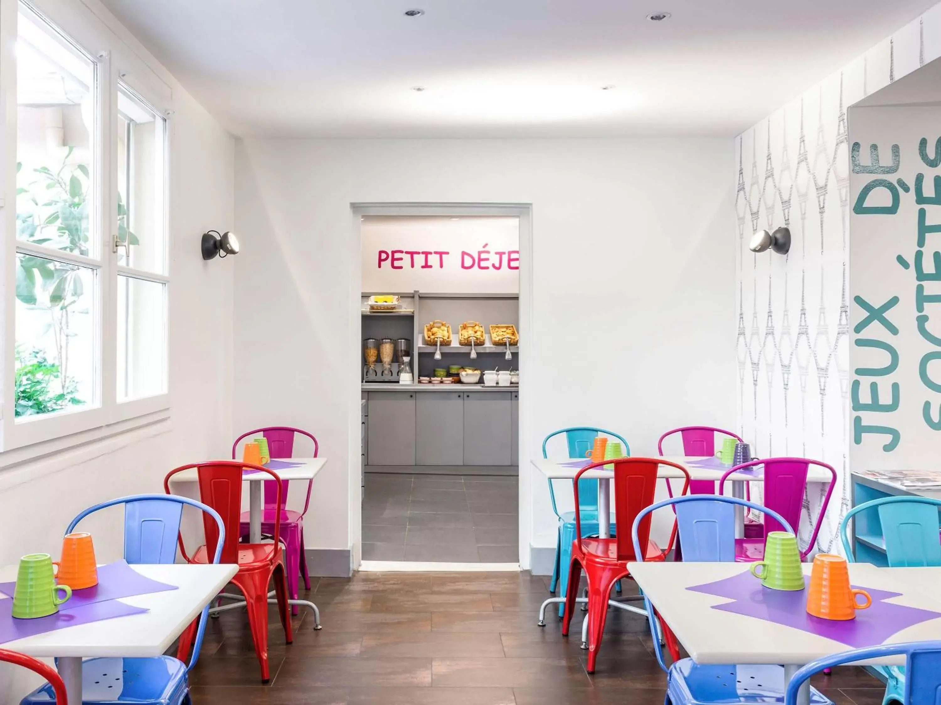 Restaurant/places to eat in ibis Styles Paris Eiffel Cambronne Restaurant/places to eat in ibis Styles Paris Eiffel Cambronne