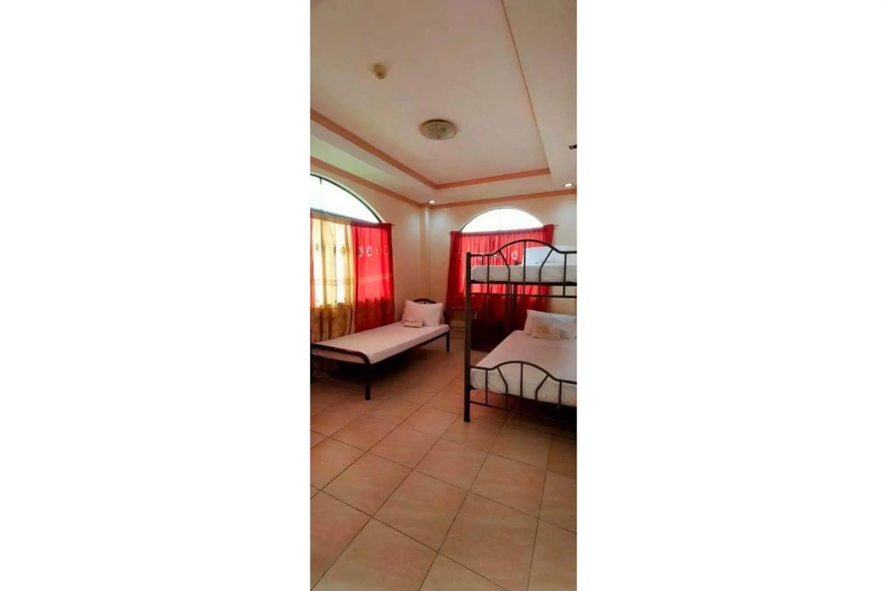 Bedroom, Bunk Bed in OYO 799 Ddd Habitat Iloilo