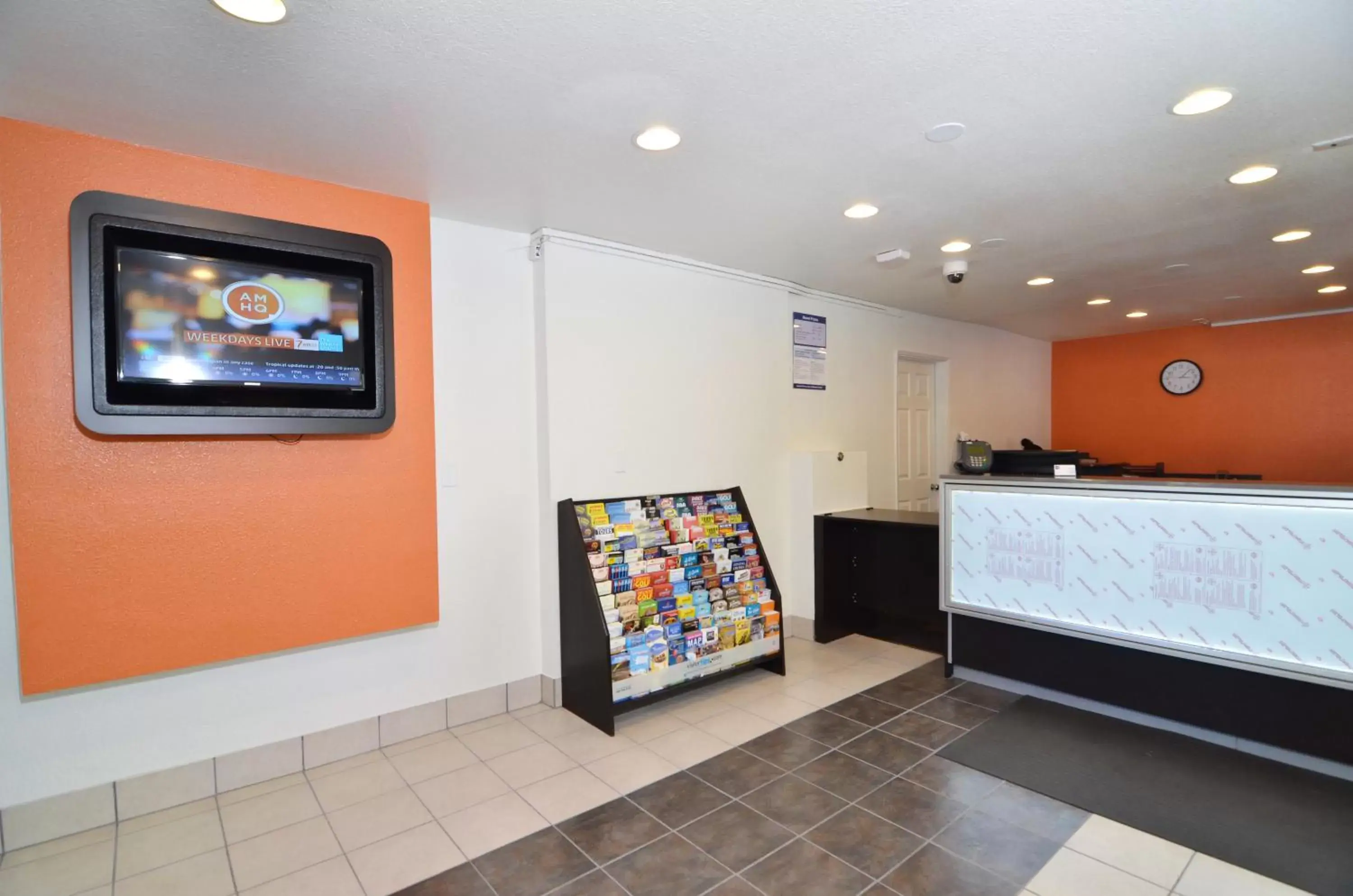 Lobby or reception, Lobby/Reception in Motel 6-Palm Springs, CA - East - Palm Canyon