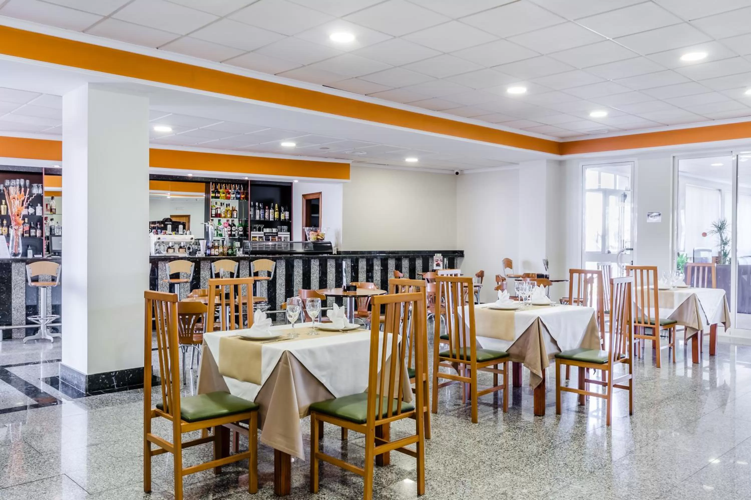 Lounge or bar in Hotel Gran Playa