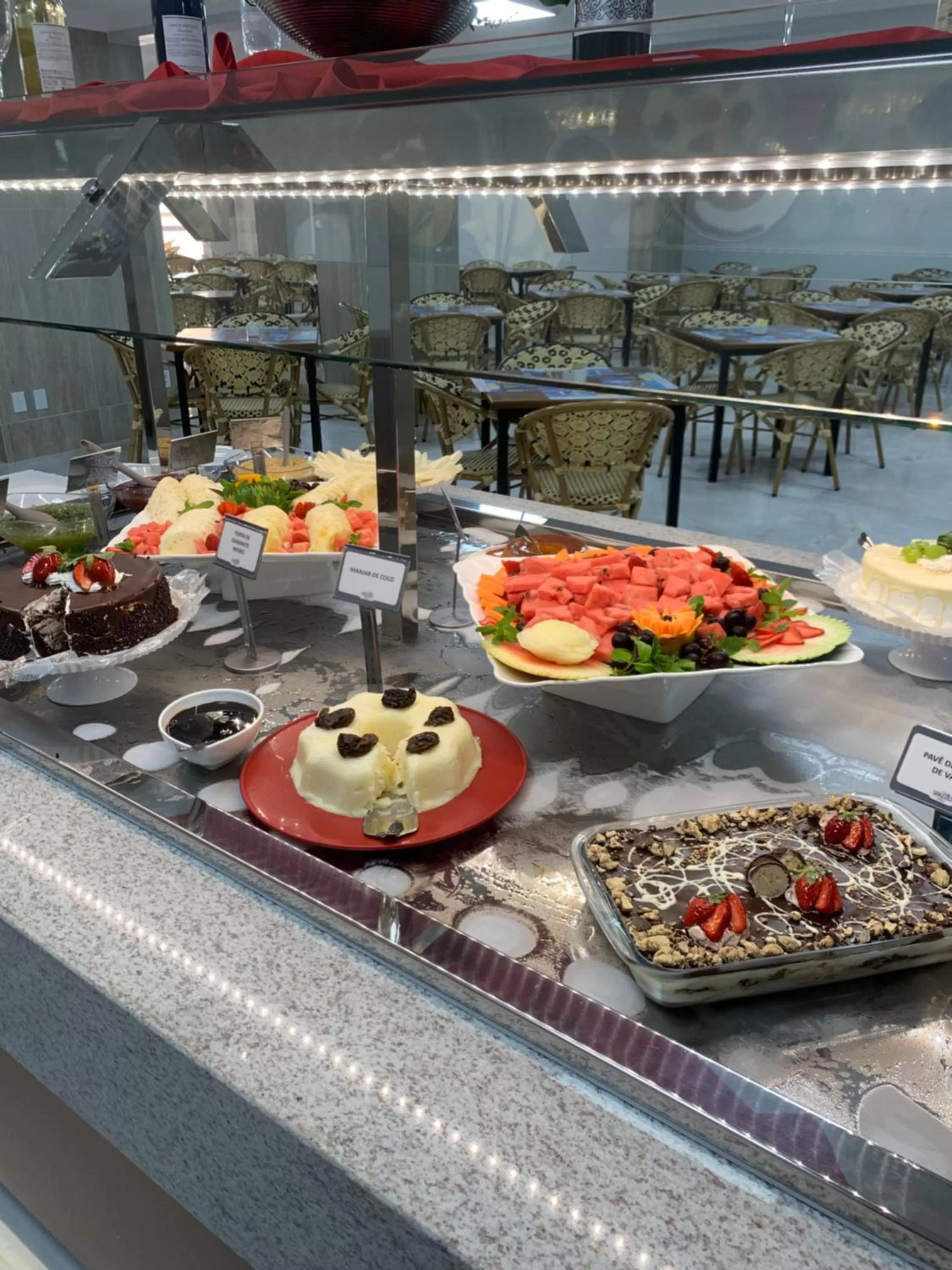 Restaurant/places to eat in SPAZZIO DI ROMA INCLUSO ACQUA PARK SPLASH