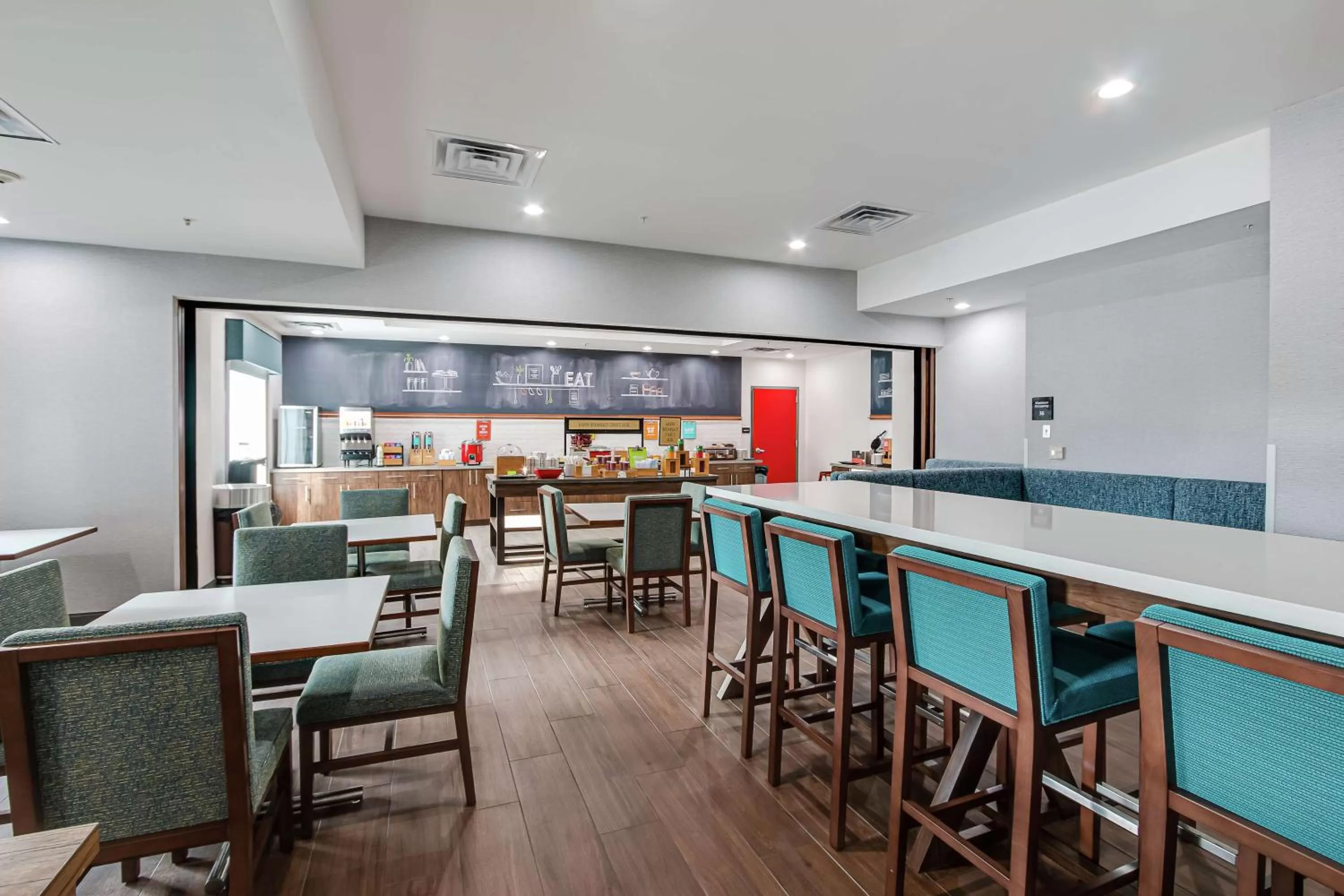 Breakfast in Hampton Inn Oak Grove Fort Campbell