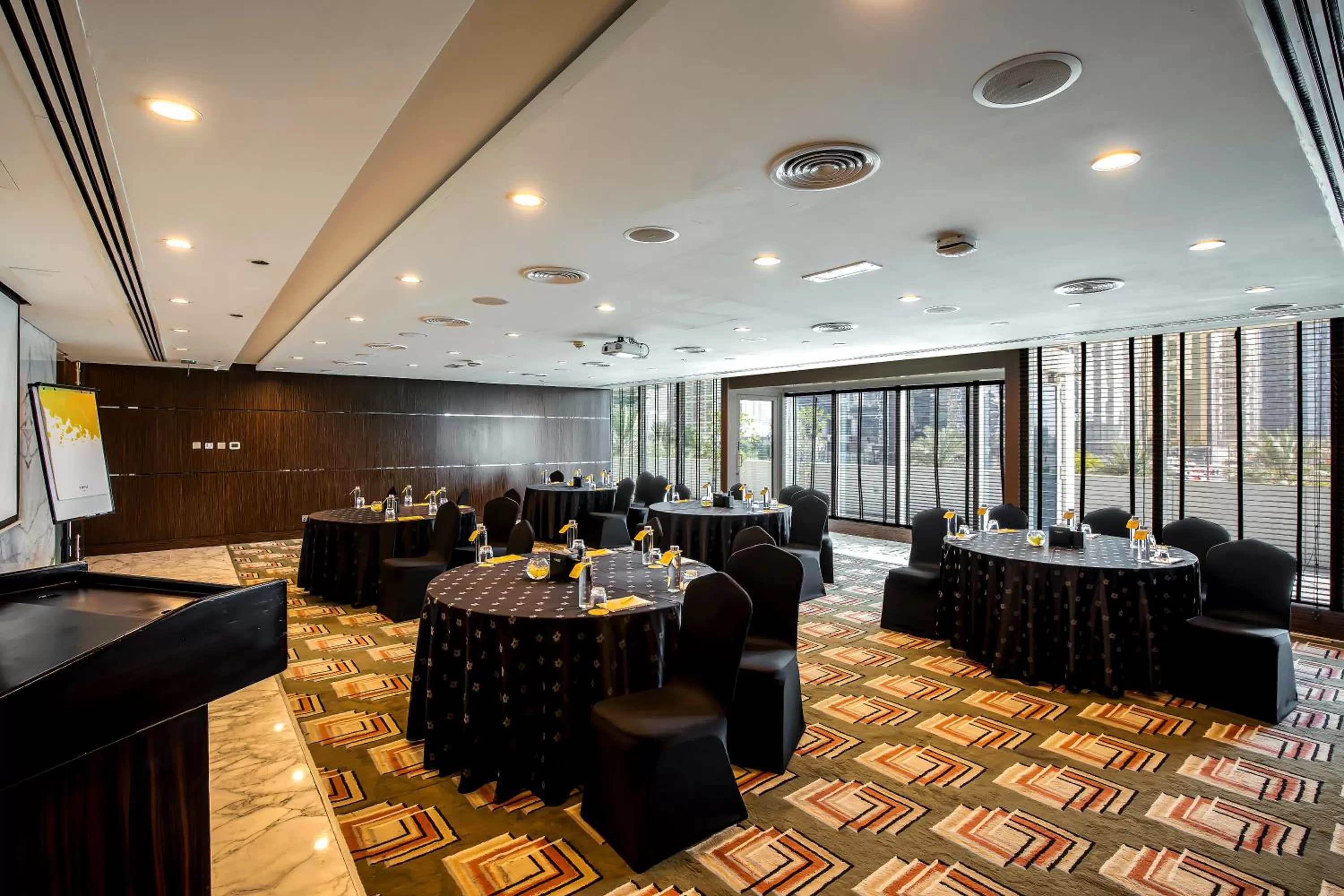 Meeting/conference room in voco - Bonnington Dubai by IHG