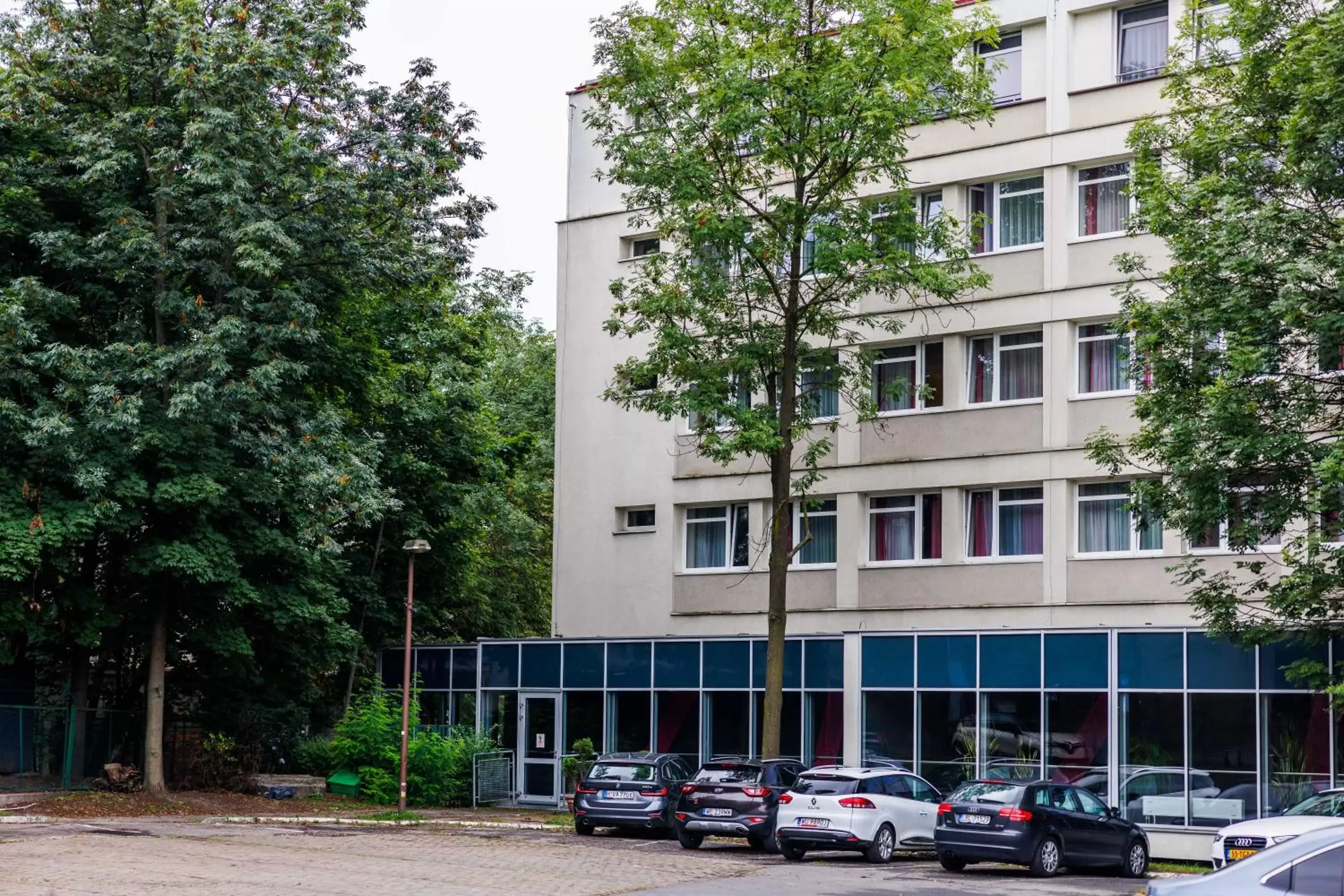 Parking, Property Building in Hotel Wyspiański