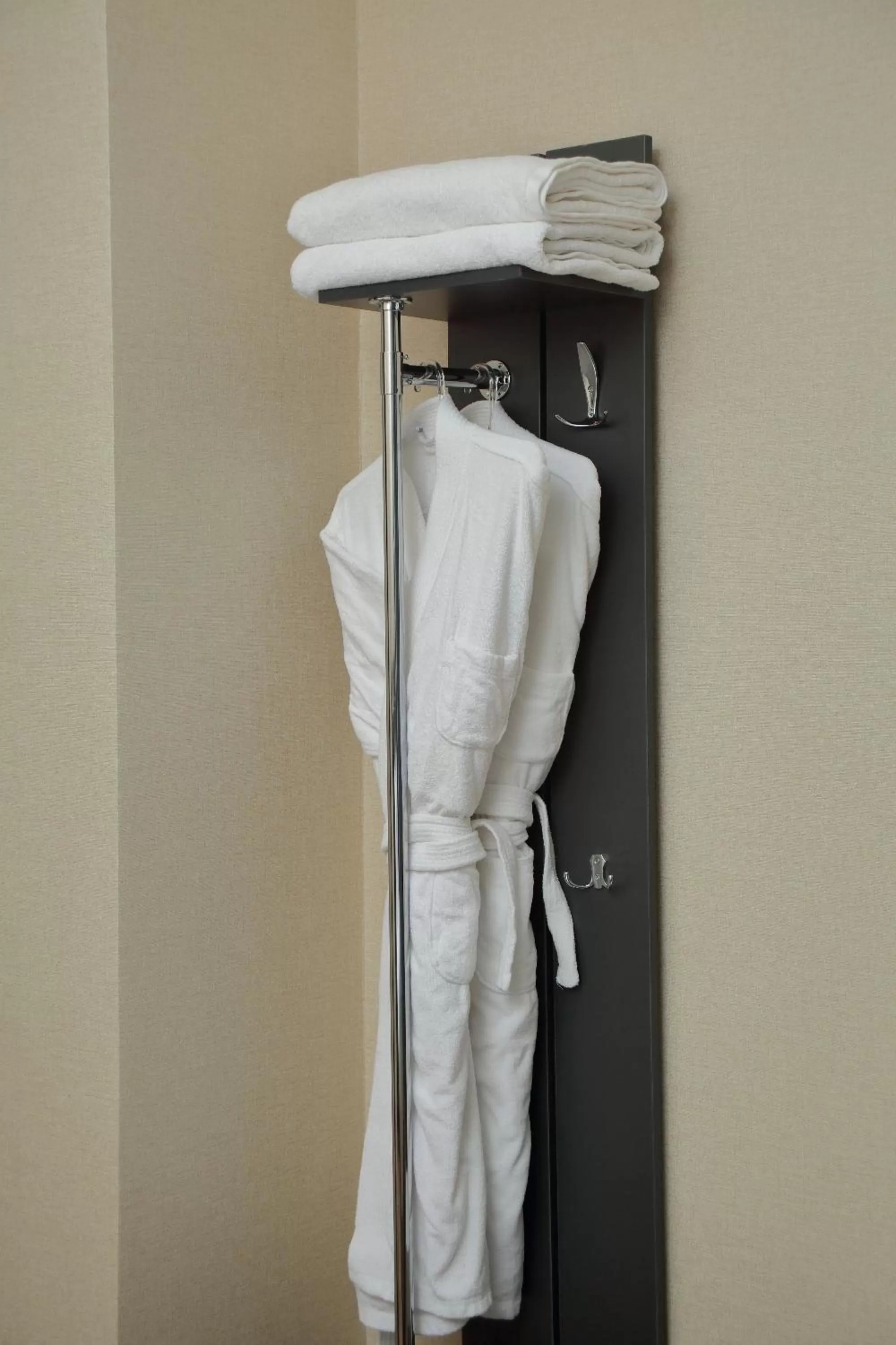 Shower in Golden Hotel