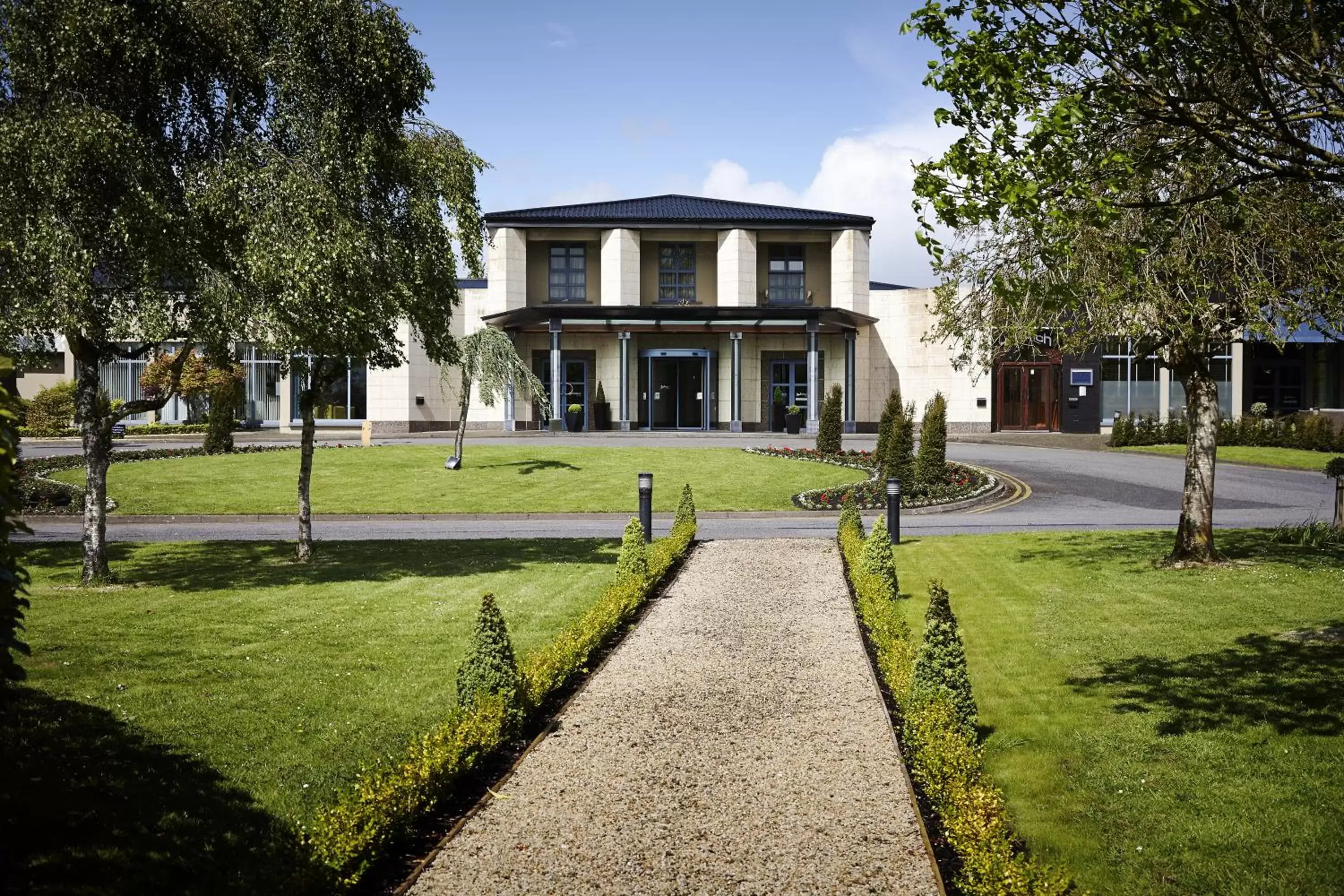 Facade/entrance, Property Building in Radisson BLU Hotel and Spa, Limerick