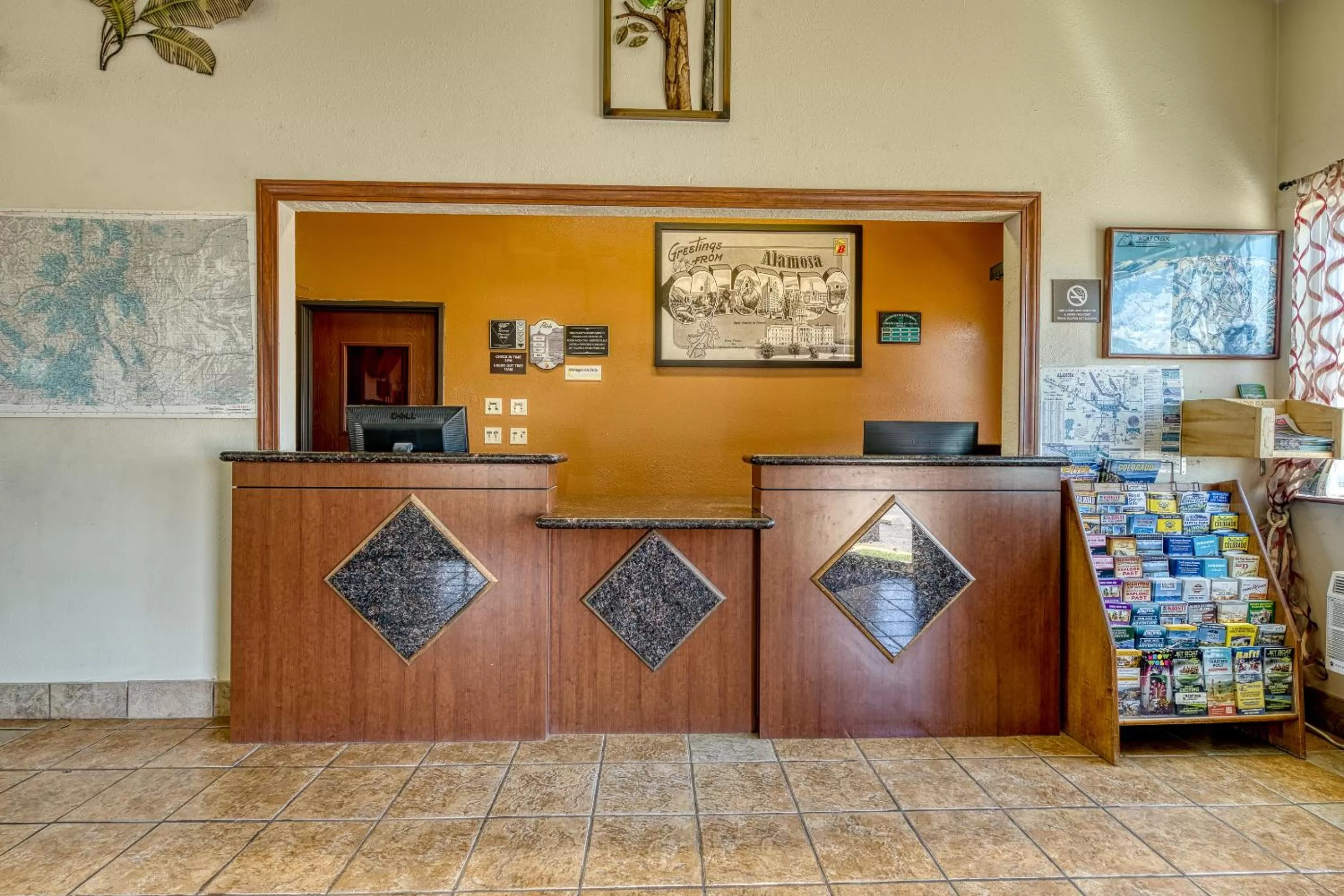 Lobby or reception in Super 8 by Wyndham Alamosa
