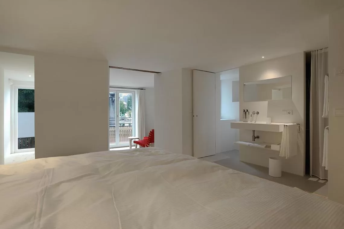 Photo of the whole room, Bed in BAR10ZIMMER