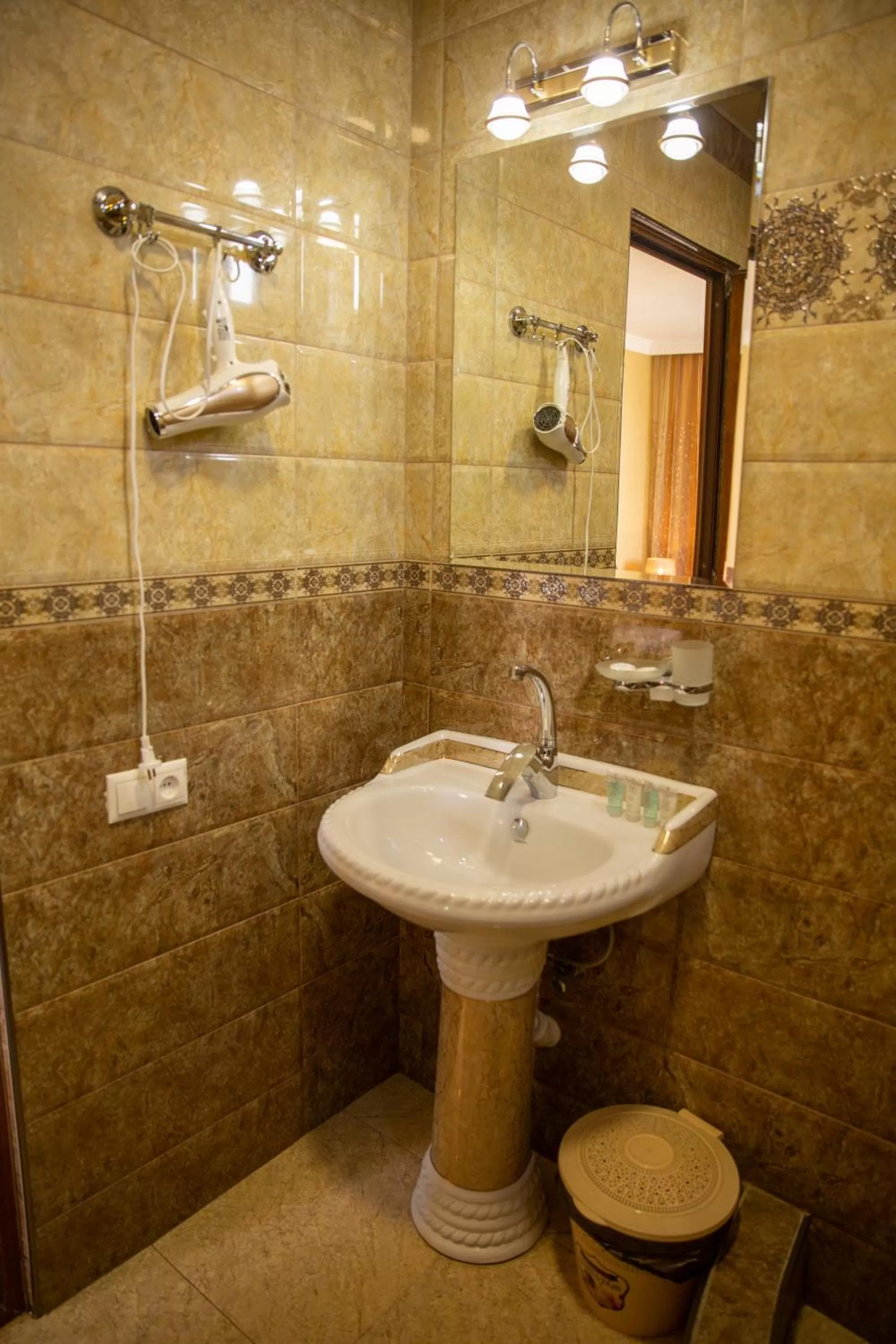 Bathroom in Family Hotel Kolorit Old Tbilisi