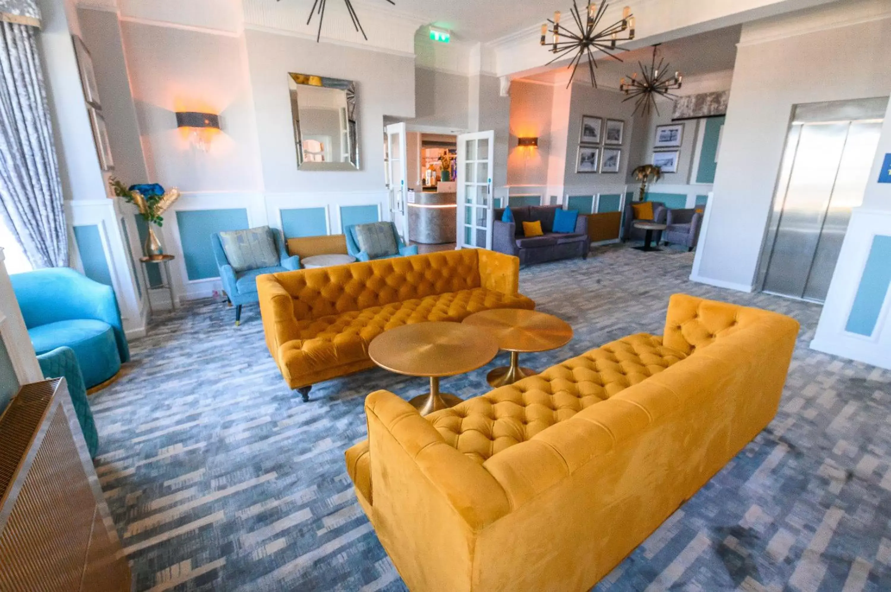 Lounge or bar, Lounge/Bar in Llandudno Bay Hotel