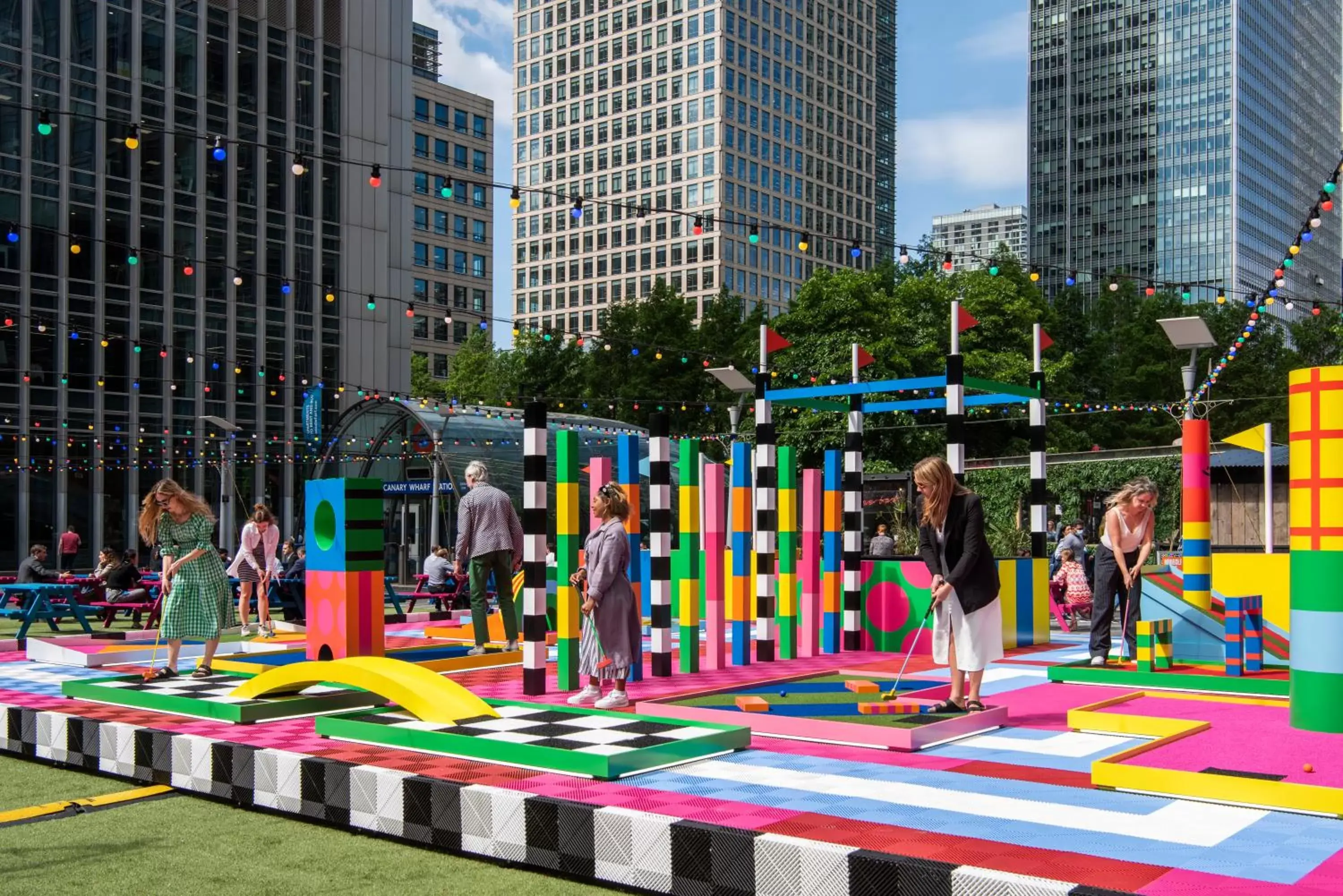 Location, Children's Play Area in TRIBE London Canary Wharf