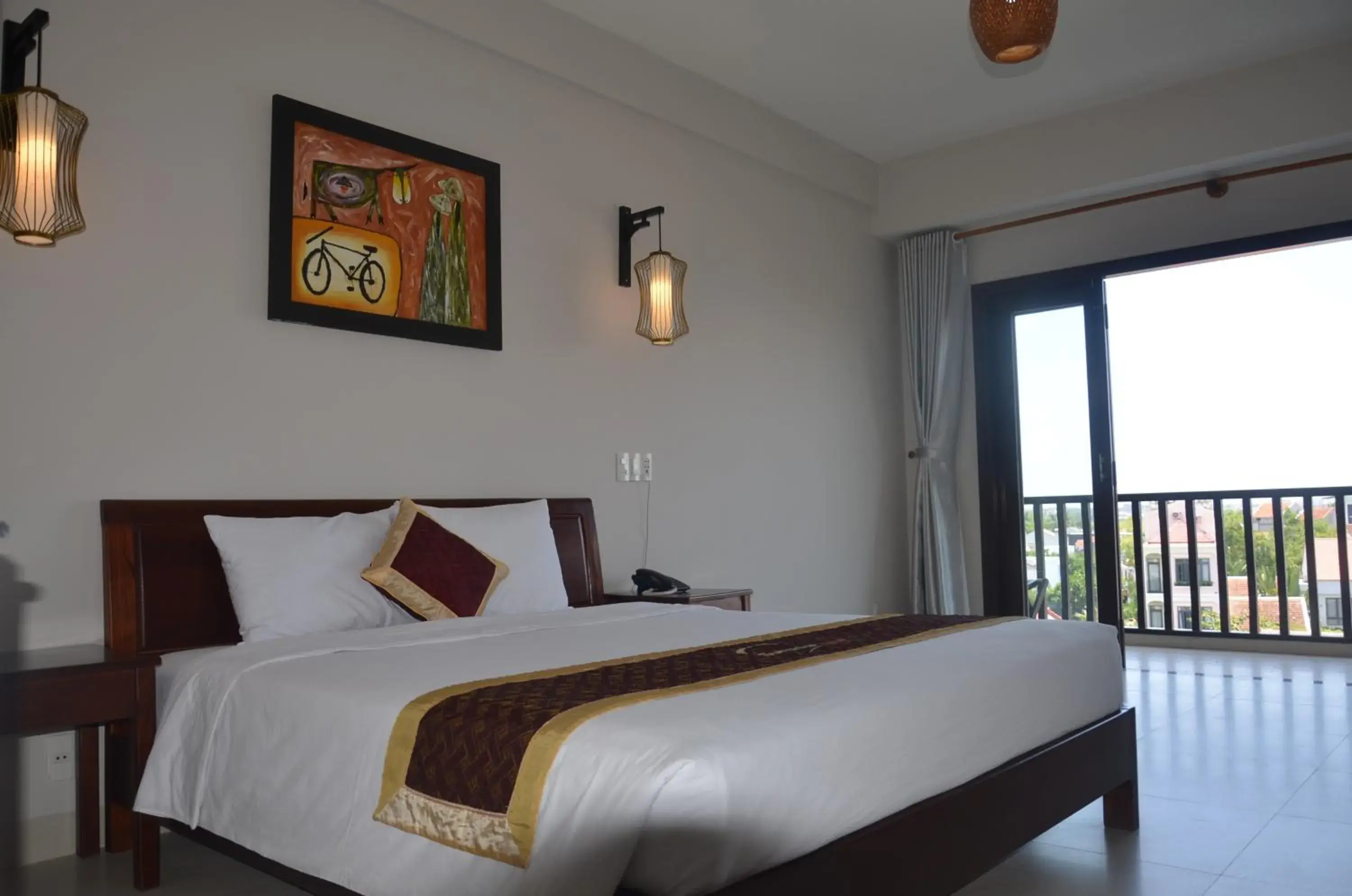Superior Double or Twin Room with Pool View in Sunshine Hoian Hotel Superior Double or Twin Room with Pool View in Sunshine Hoian Hotel
