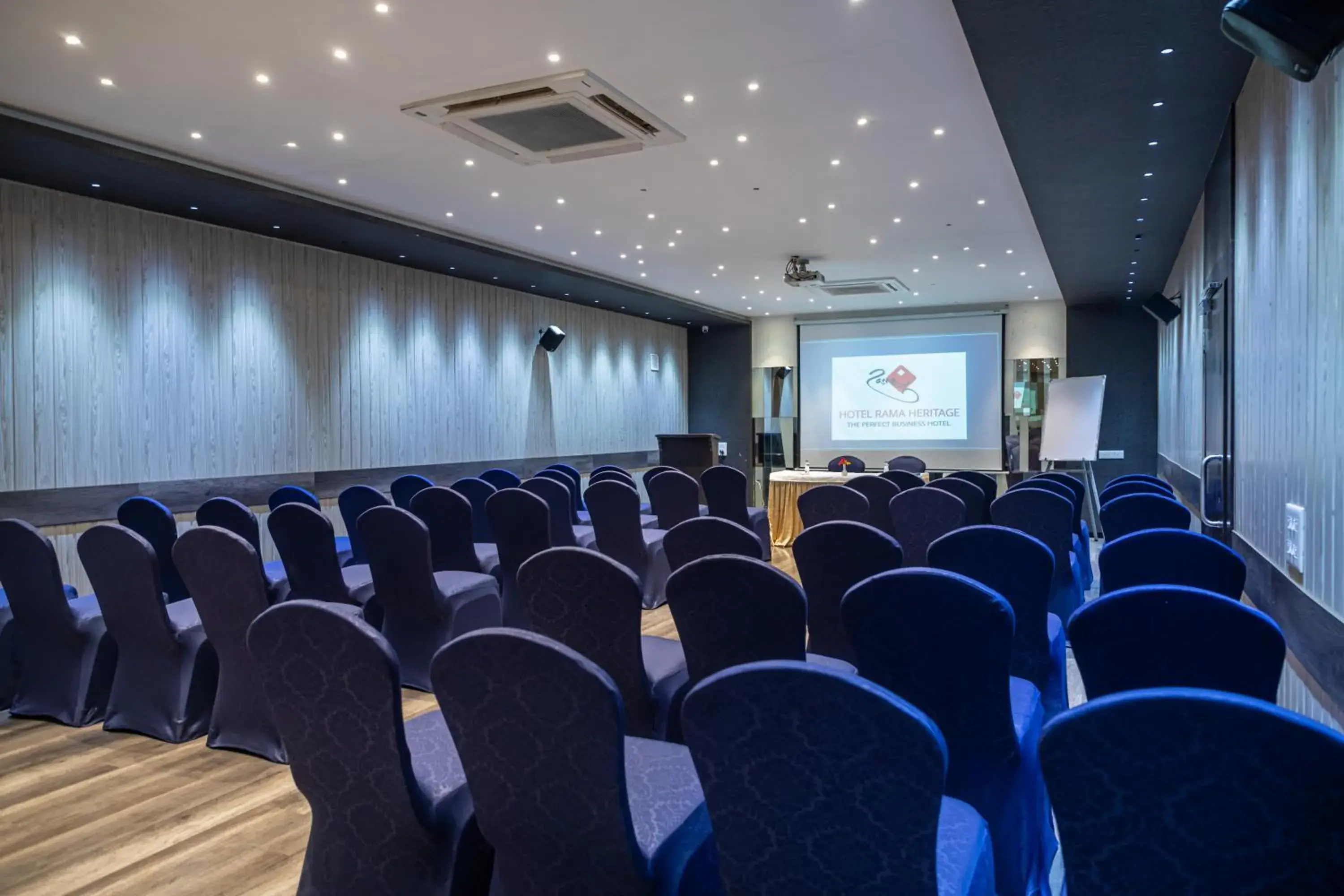 Meeting/conference room in Hotel Rama Heritage