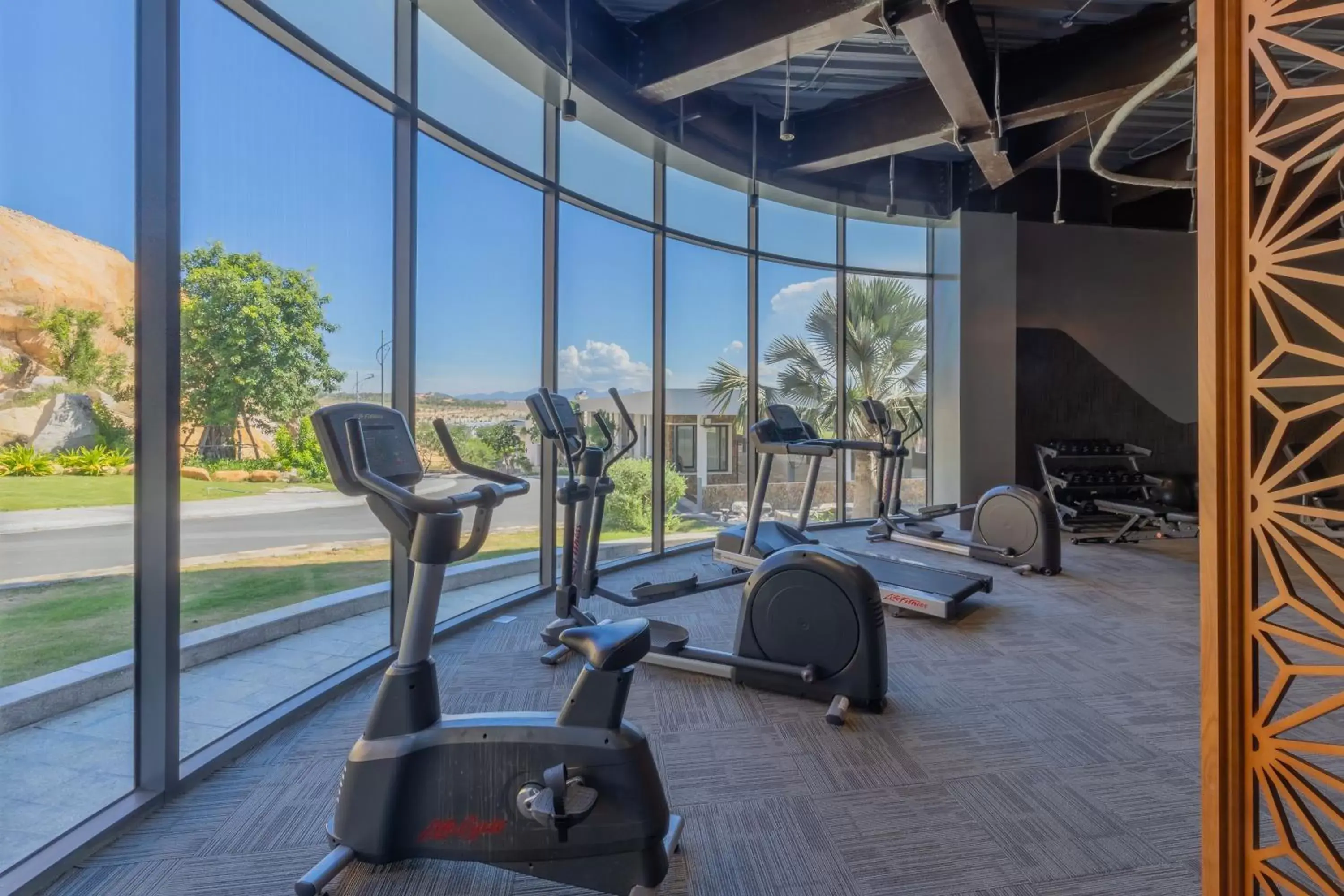 Fitness centre/facilities, Fitness Center/Facilities in Wyndham Grand KN Paradise Cam Ranh