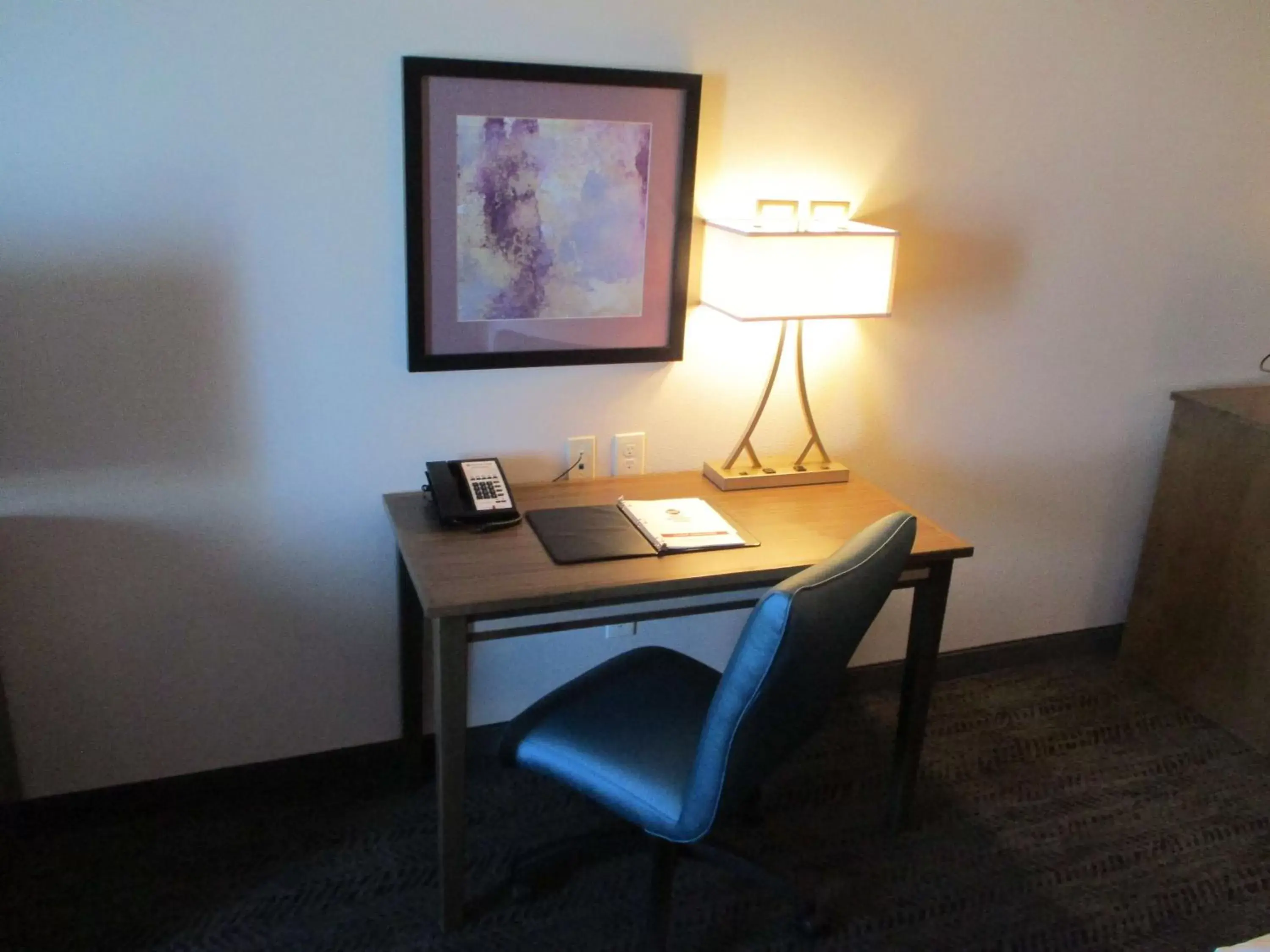 Photo of the whole room, TV/Entertainment Center in Best Western Plus Rapid City Rushmore