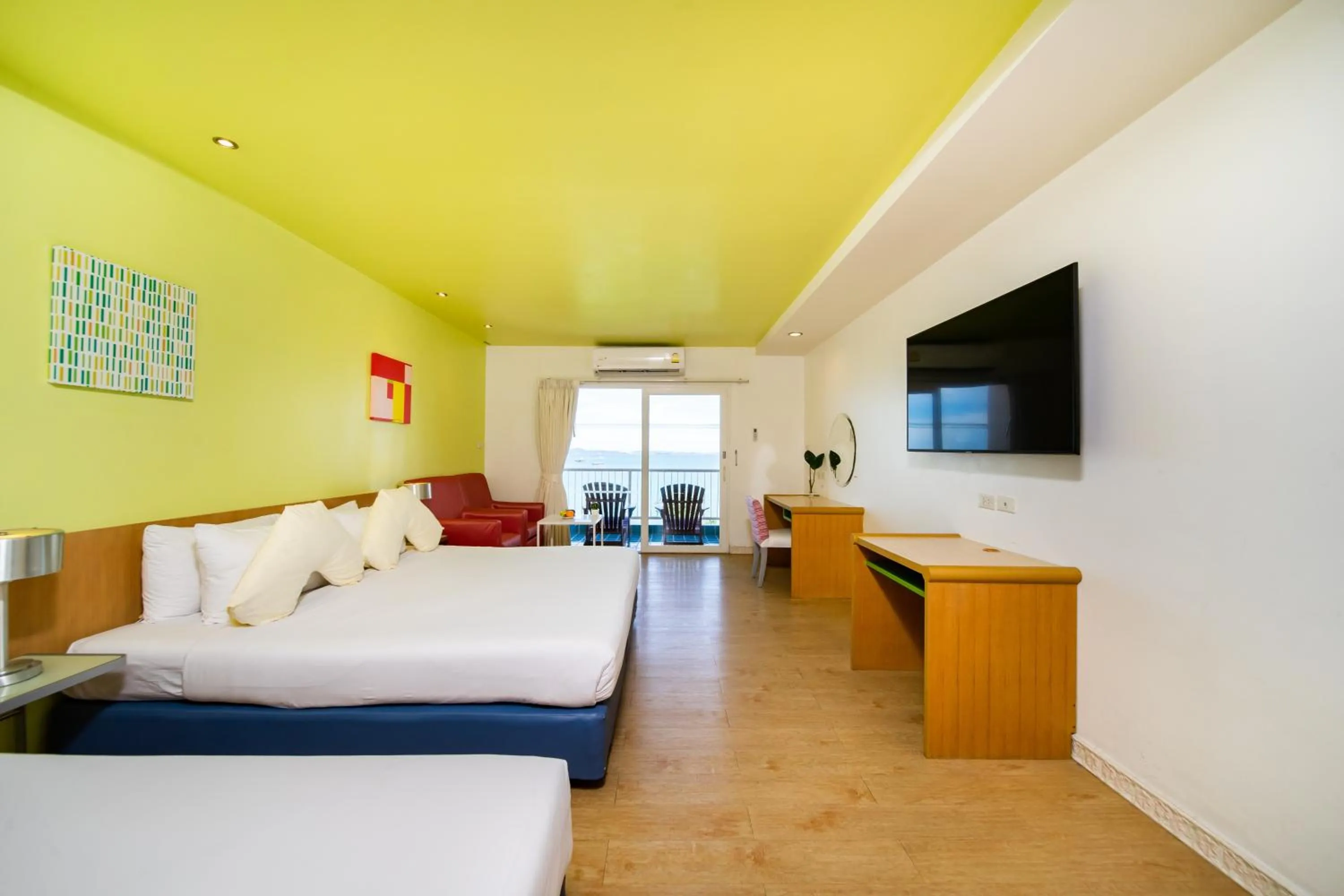 Balcony/Terrace, Bed in Best Bella Pattaya