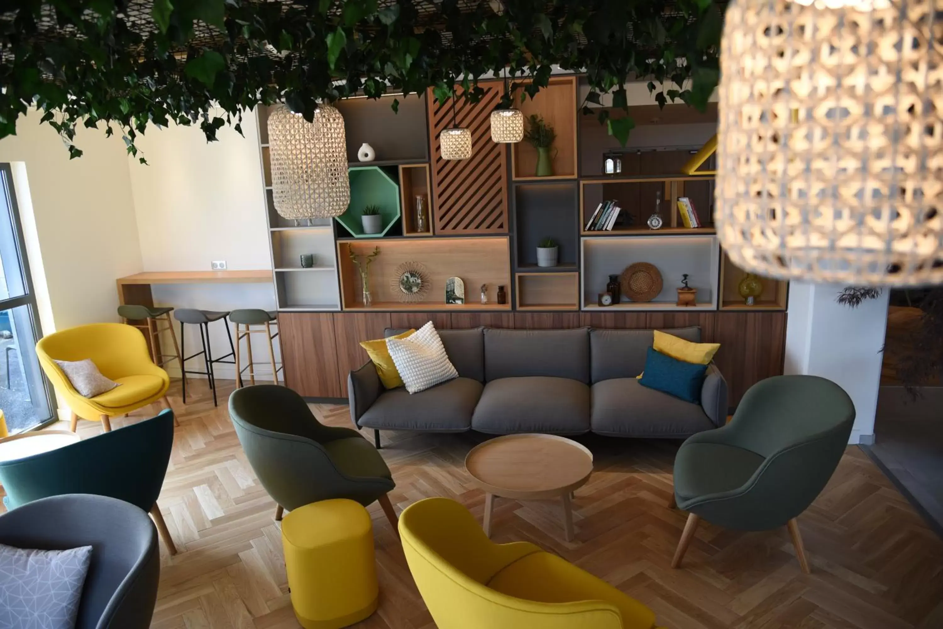 Living room, Seating Area in Holiday Inn Dijon Sud - Longvic, an IHG Hotel