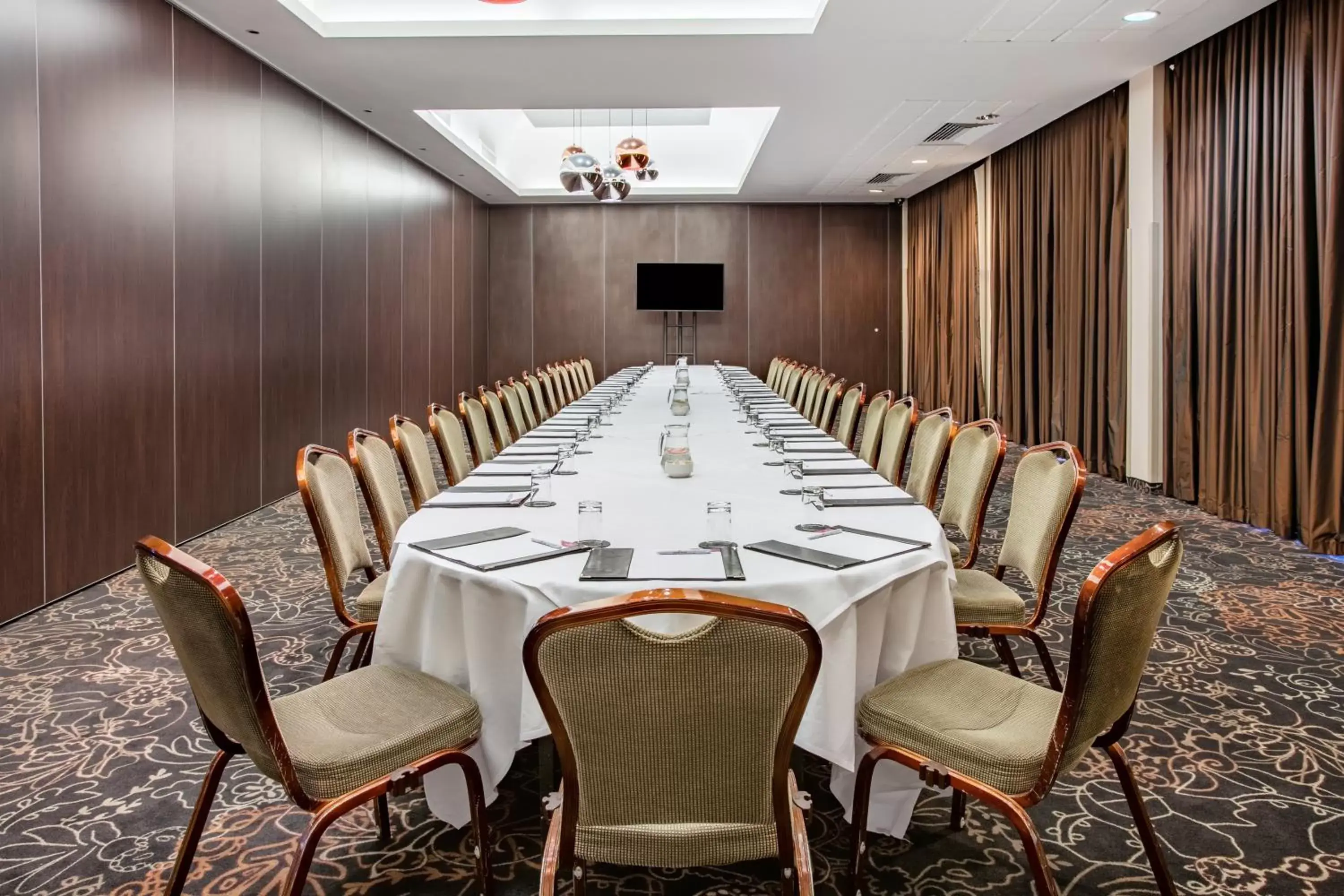 Meeting/conference room in Crowne Plaza Liverpool City Centre, an IHG Hotel