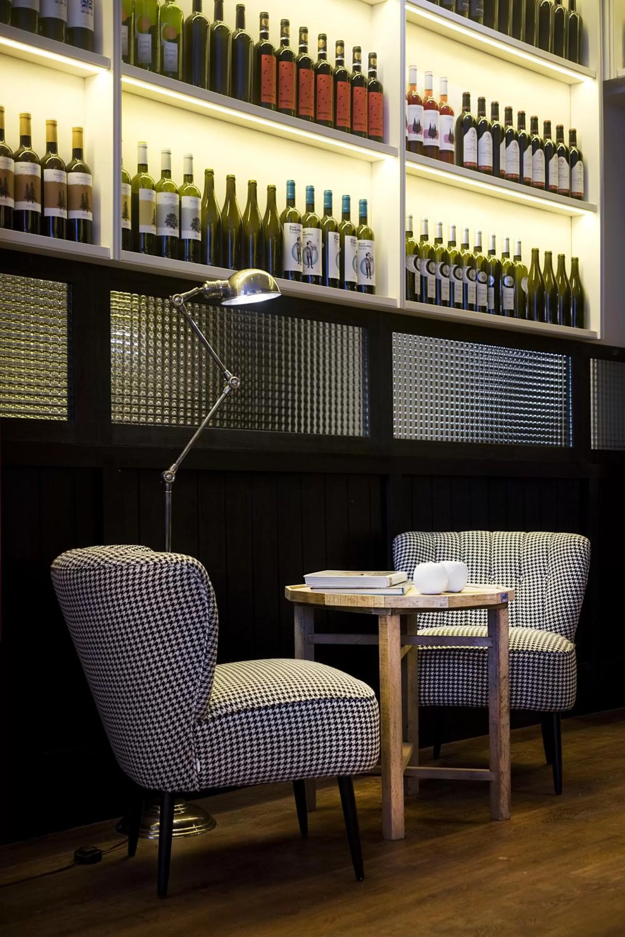 Lobby or reception in Praktik Vinoteca