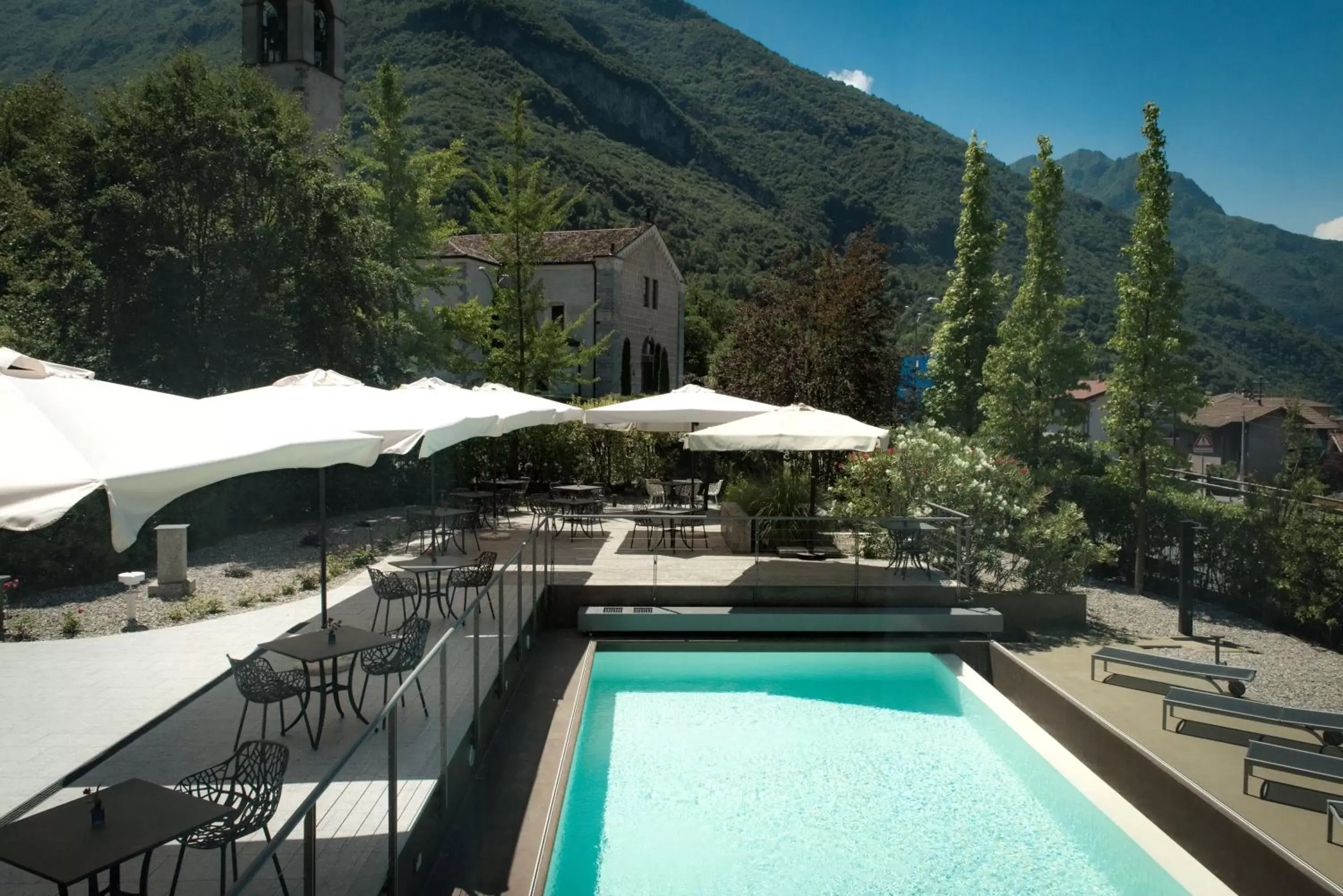 , Swimming Pool in Lake Hotel La Pieve