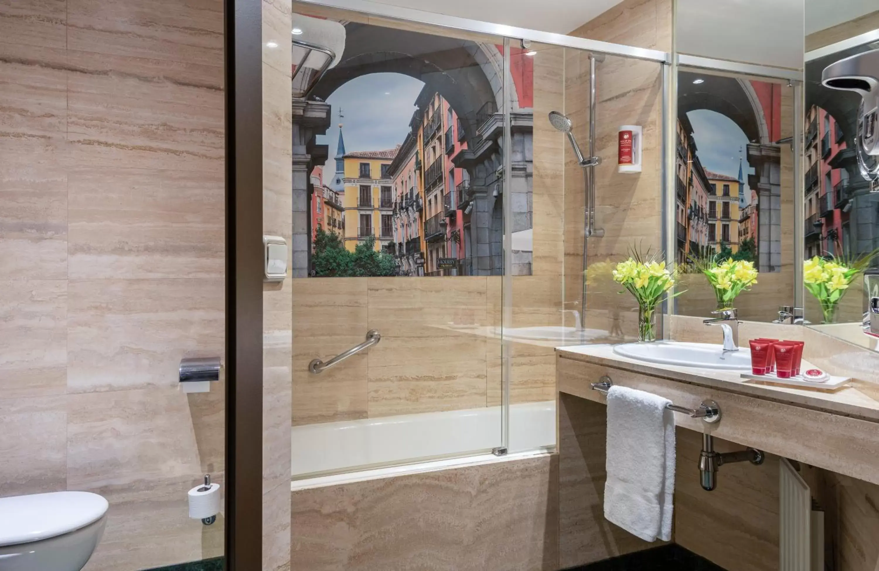 Photo of the whole room, Bathroom in Leonardo Hotel Madrid City Center