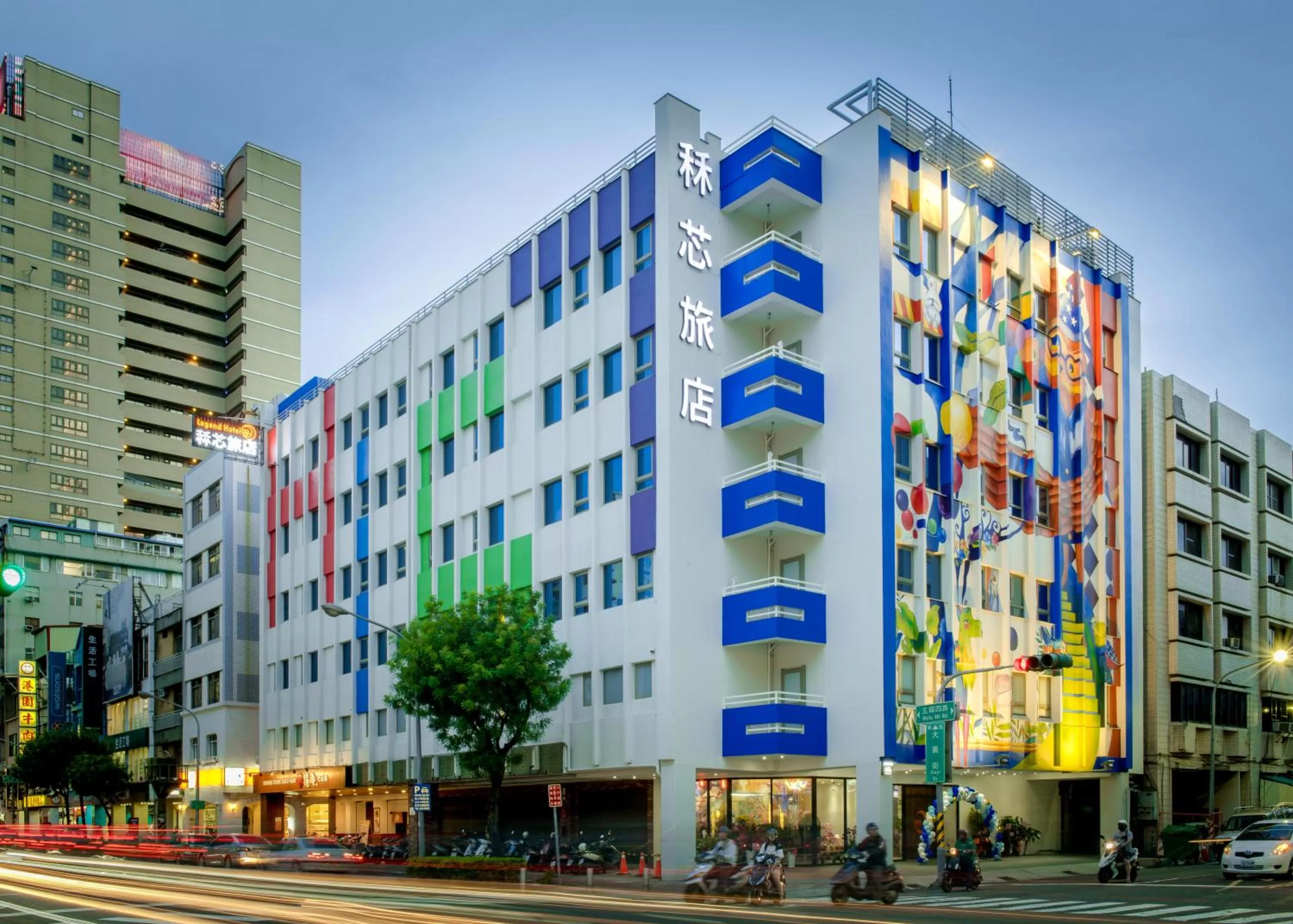 Facade/entrance in Legend Hotel Kaohsiung Pier2