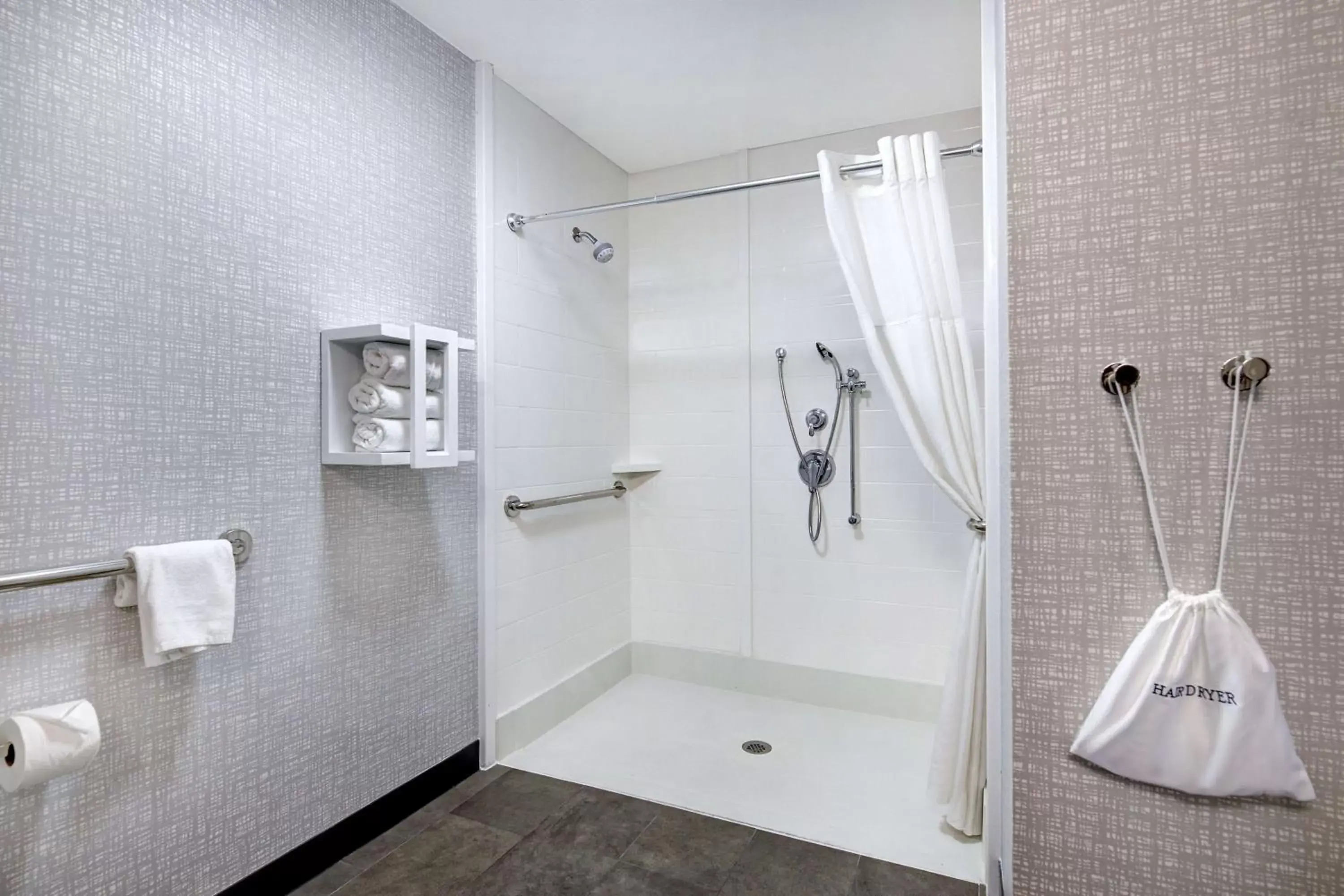 Bathroom in Hampton Inn & Suites Nacogdoches