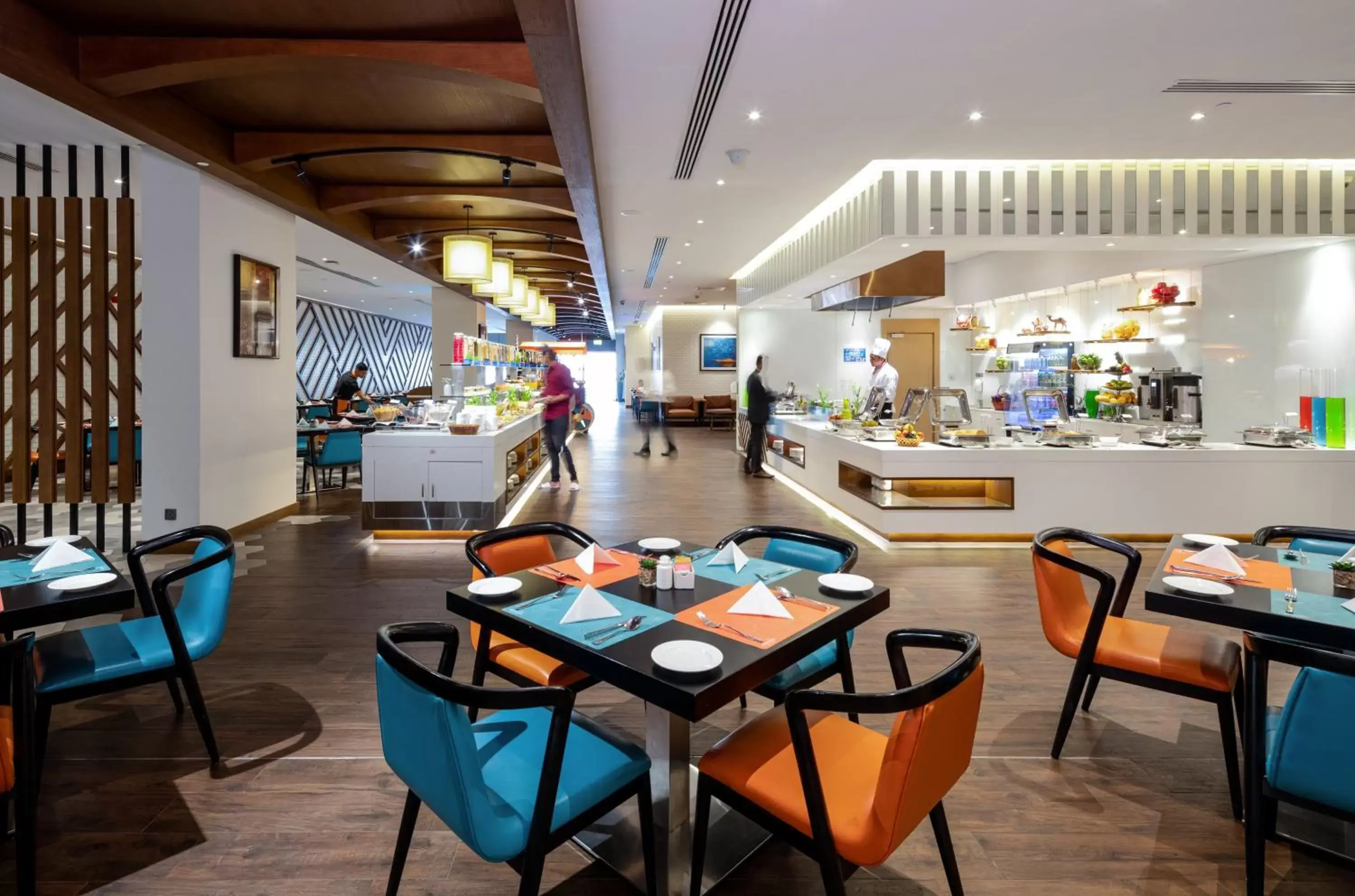 Restaurant/Places to Eat in Flora Inn Hotel Dubai Airport
