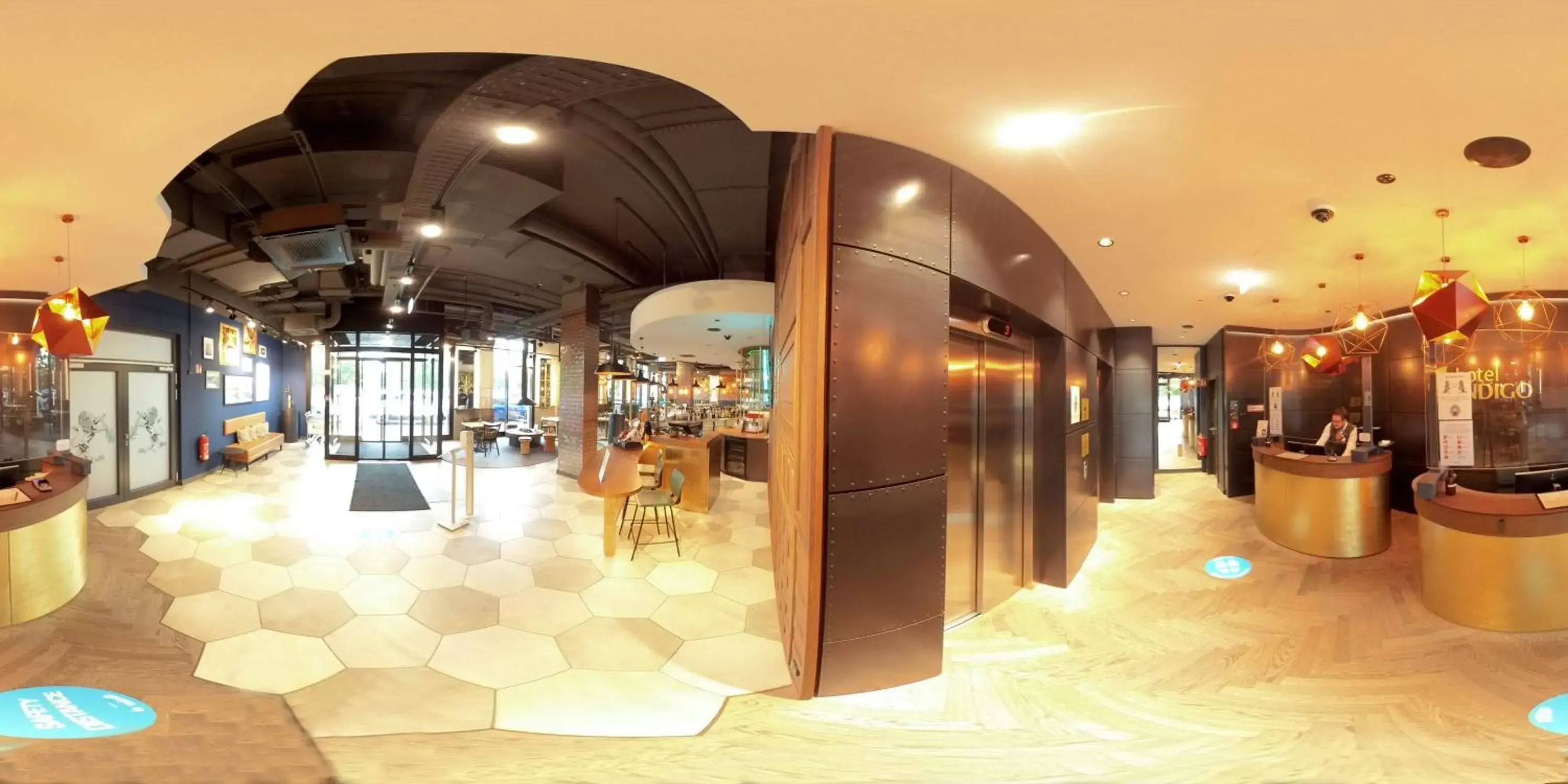 Lobby or reception in Hotel Indigo Dresden - Wettiner Platz, an IHG Hotel