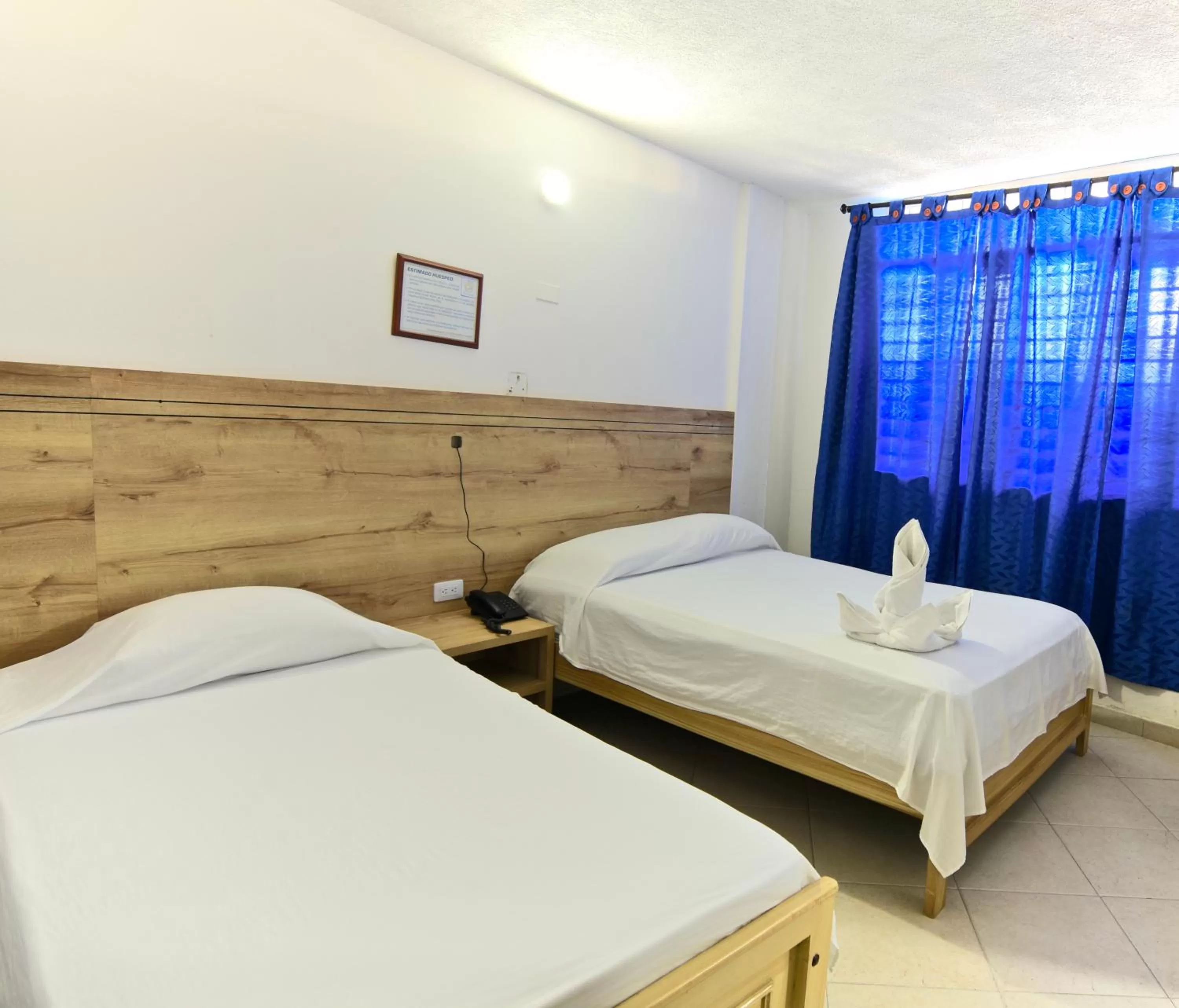 Bed in Hotel Comercial