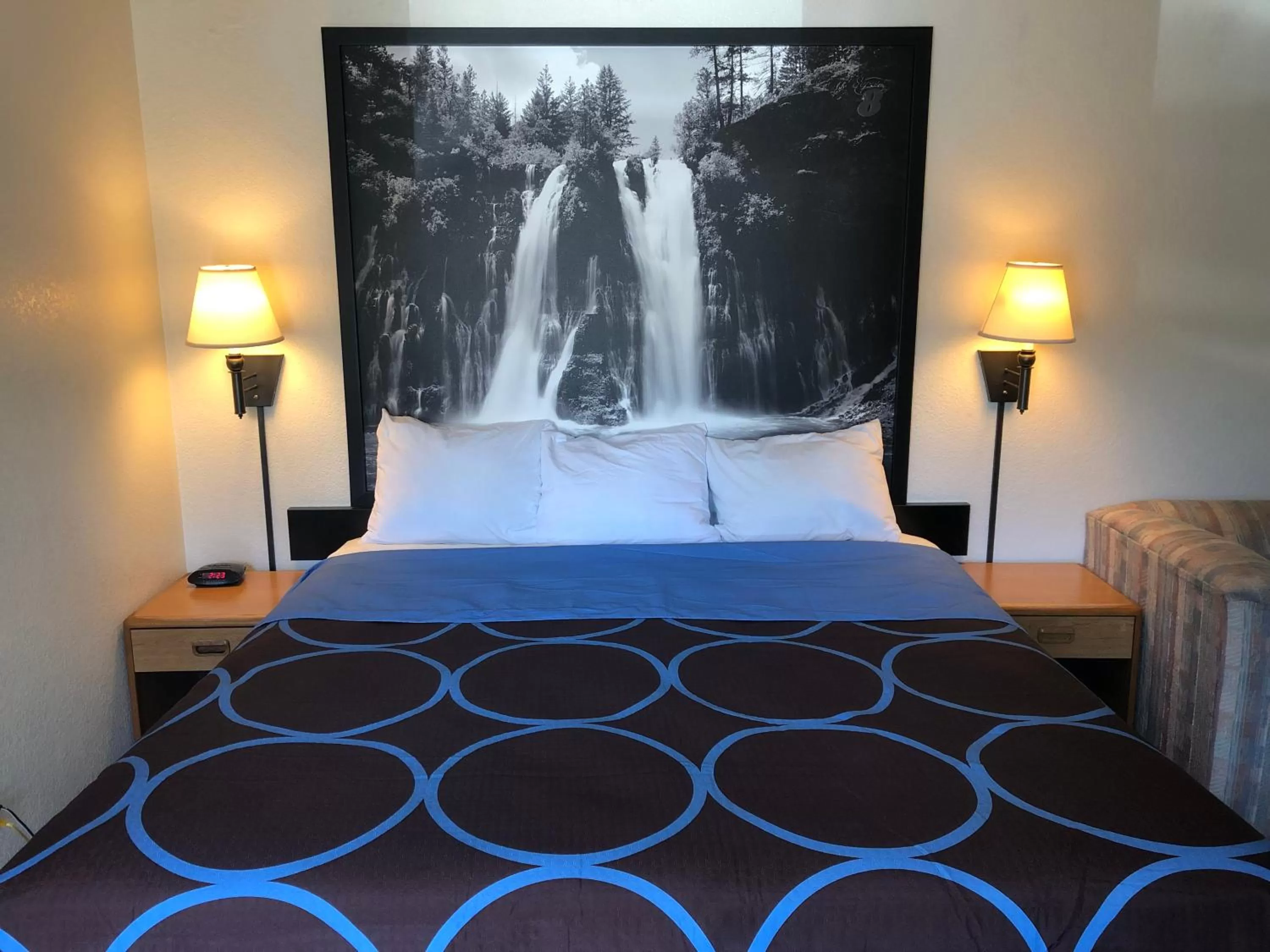 Photo of the whole room in Super 8 by Wyndham Red Bluff