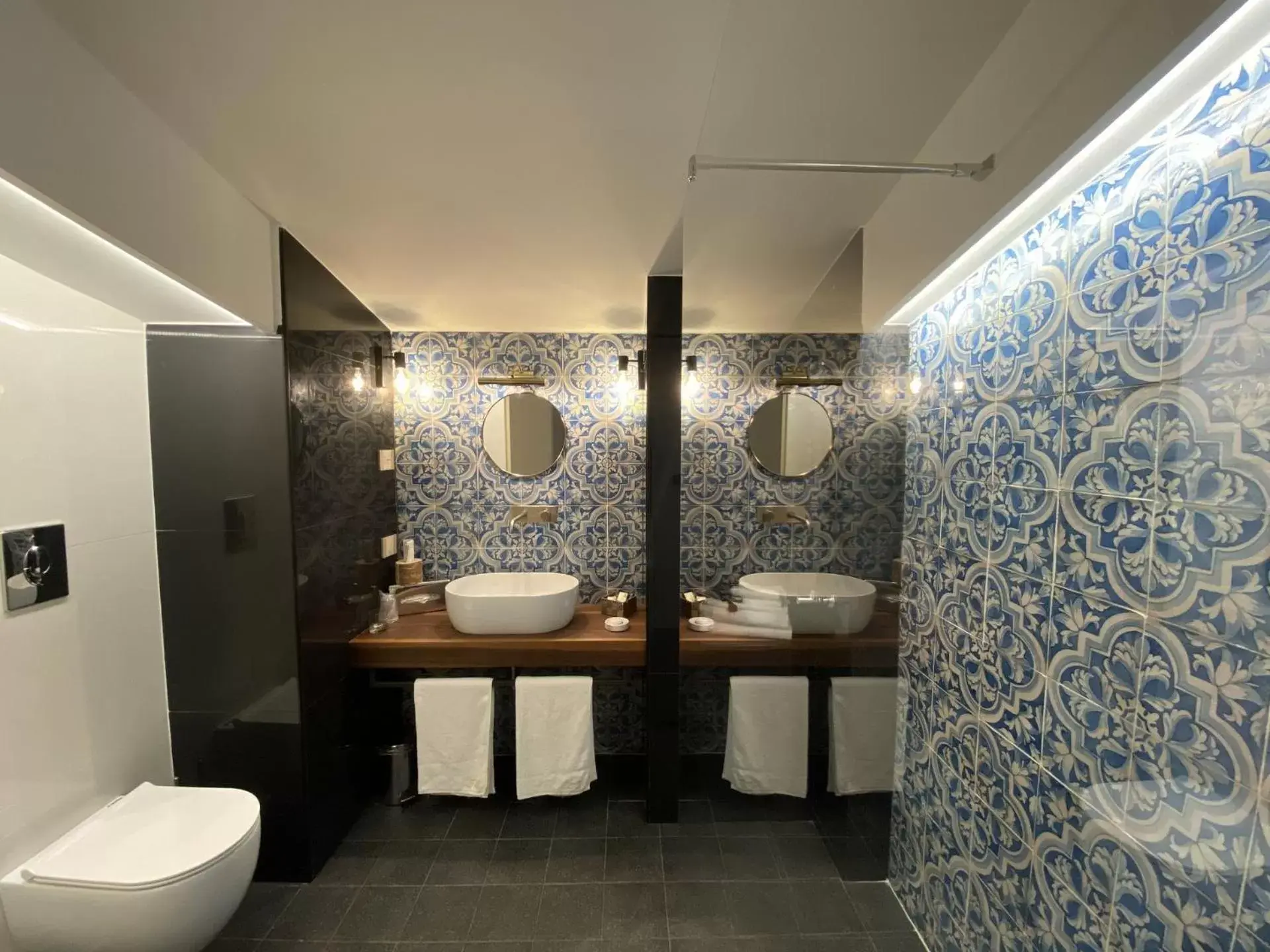 Bathroom in Hotel Foresteria Baglio Della Luna