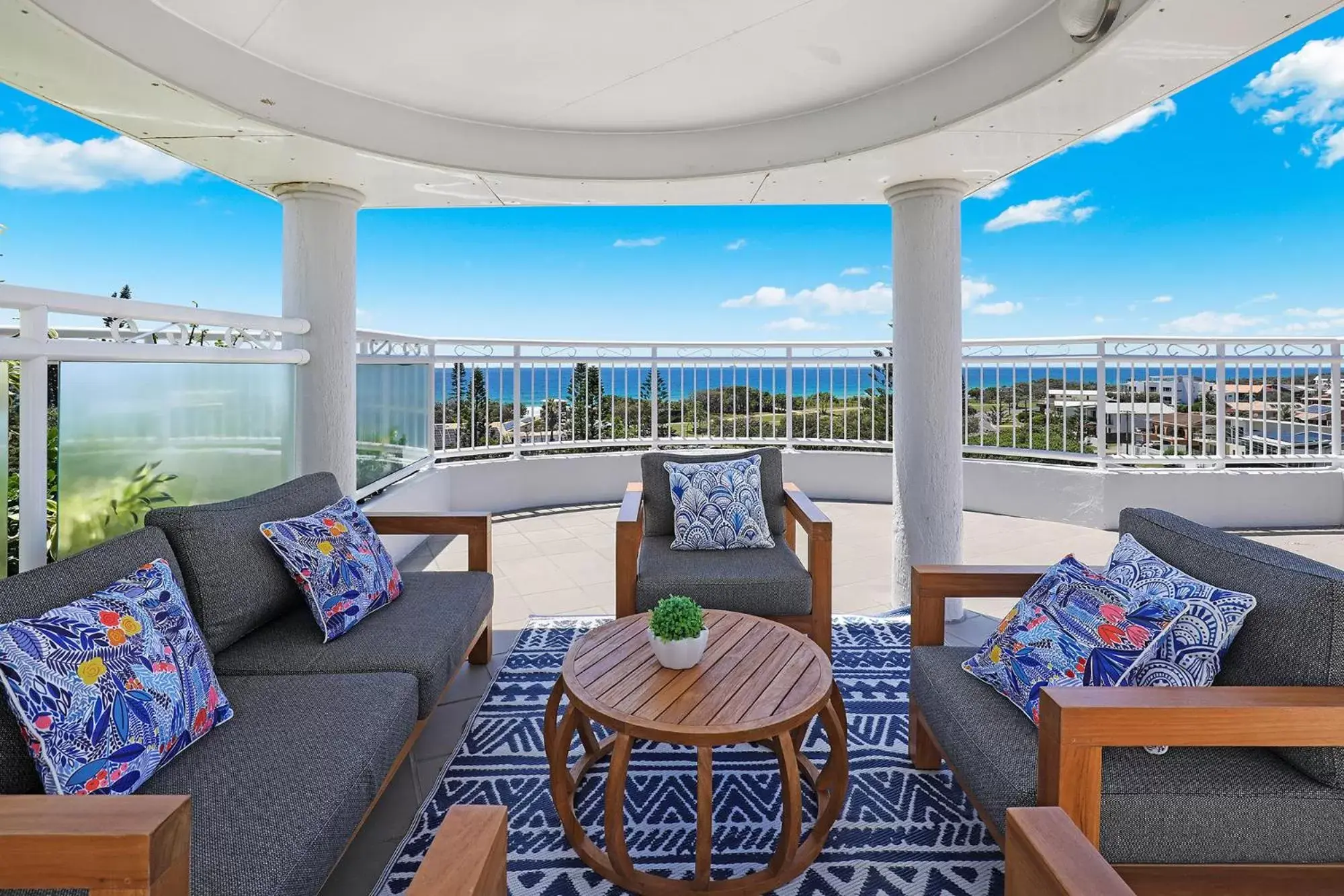 Balcony/Terrace in Beachside Resort Kawana Waters