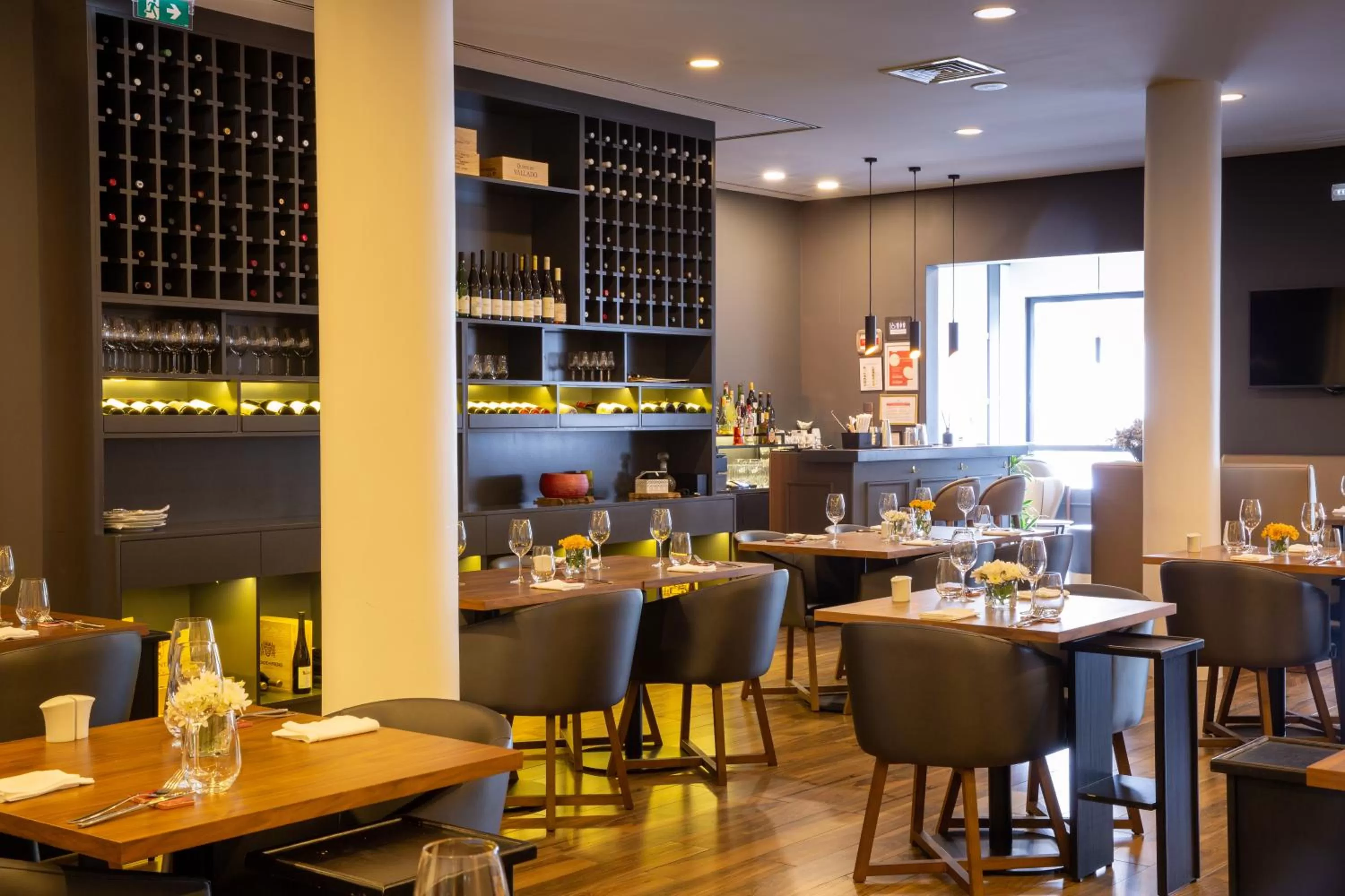 Restaurant/places to eat in Hotel Ponta Delgada