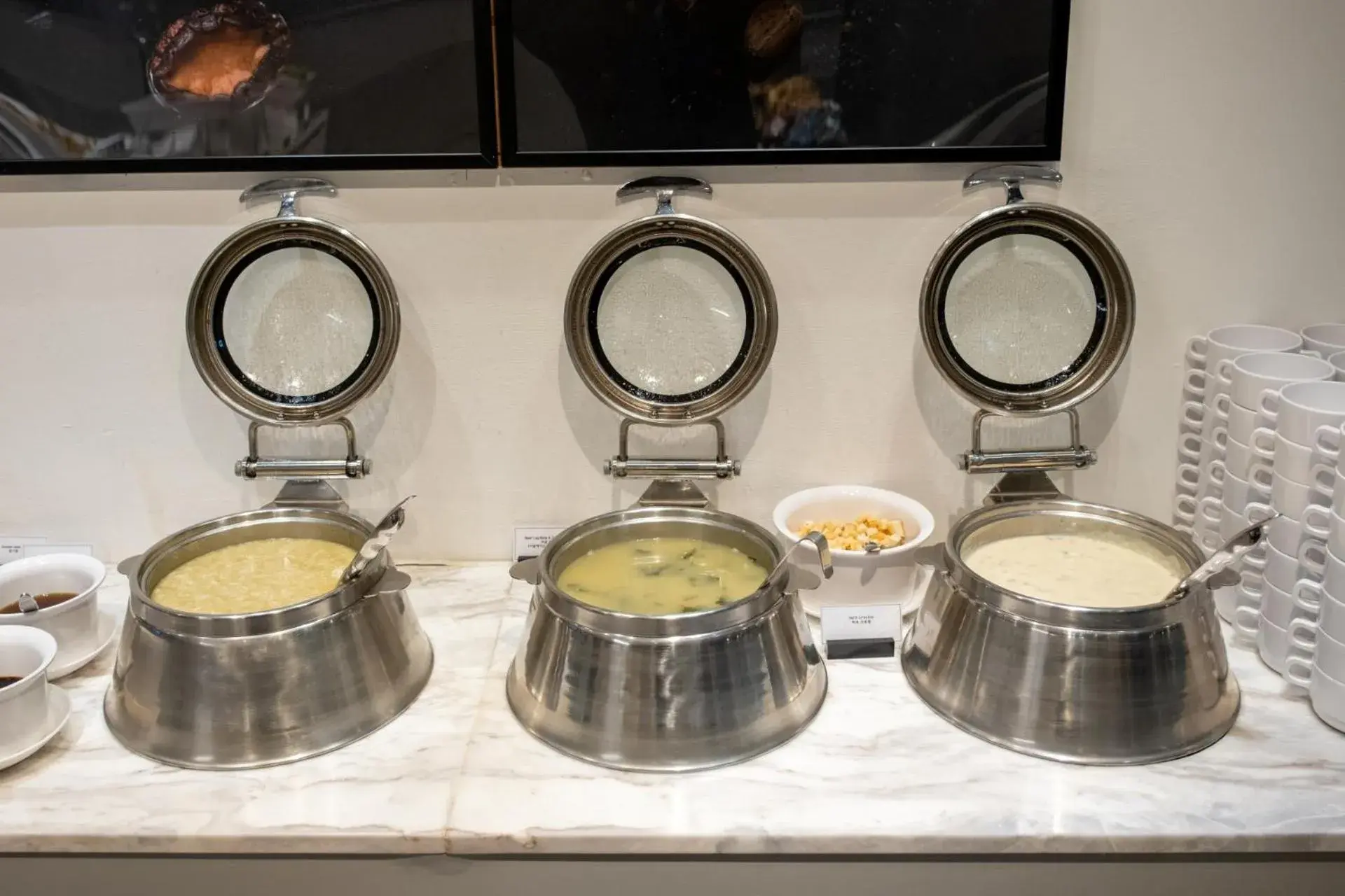 Breakfast in Hotel Whistlelark, BW Signature Collection Breakfast in Hotel Whistlelark, BW Signature Collection