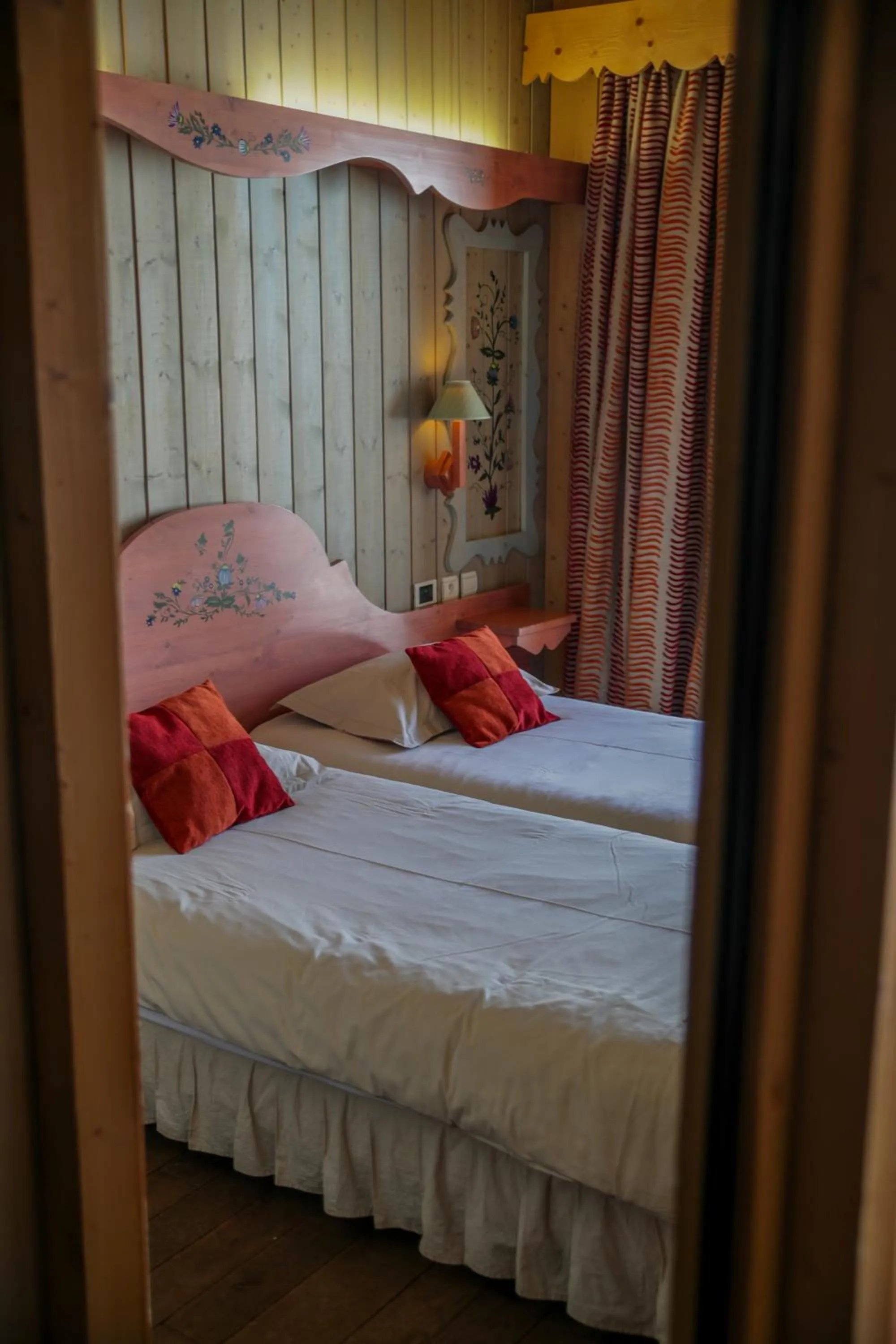 Street view, Bed in Le Paquis